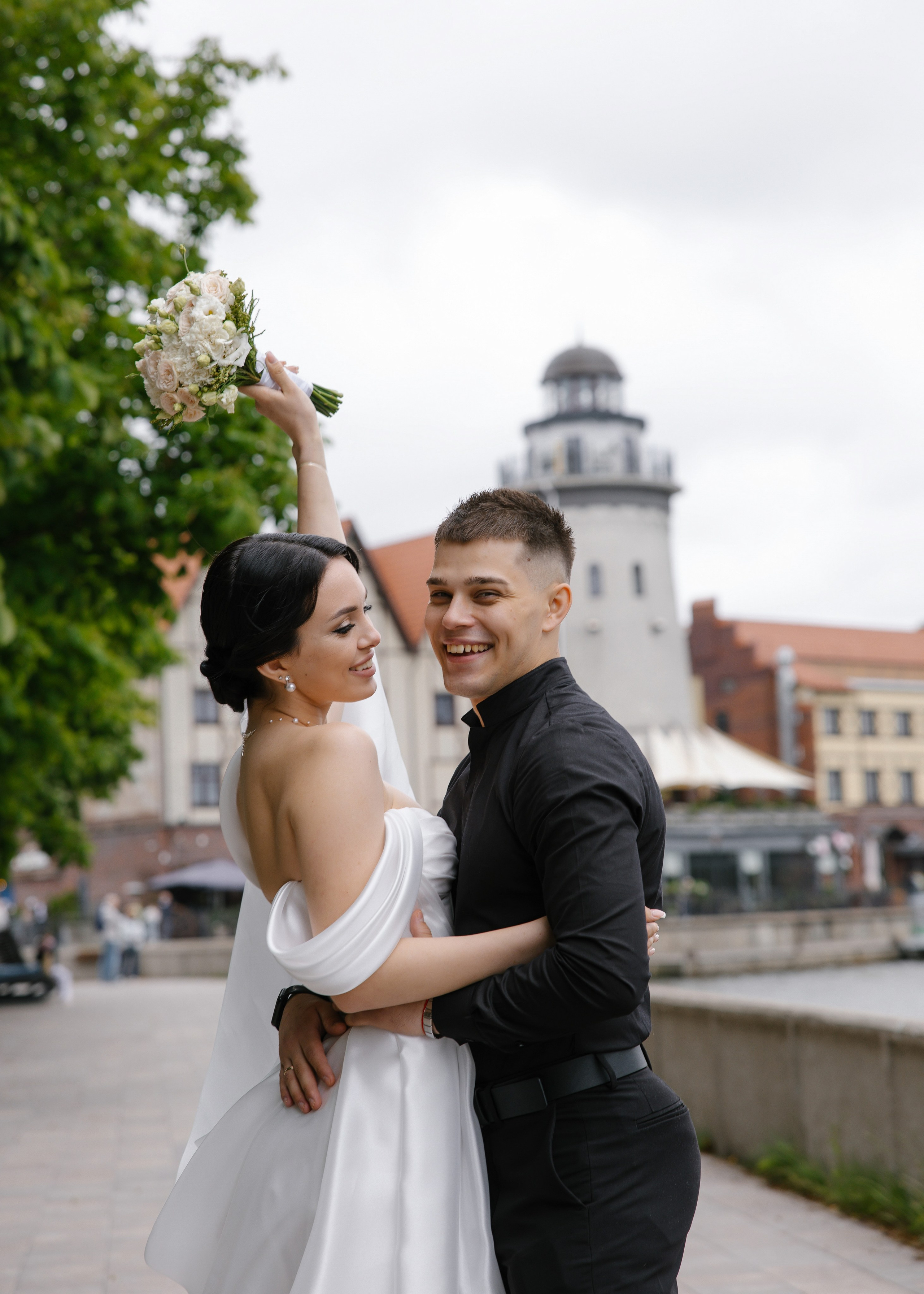 Дарина и Данил в музее изобразительных искусств. Свадебный фотограф в Калининграде Ольга Пасечник