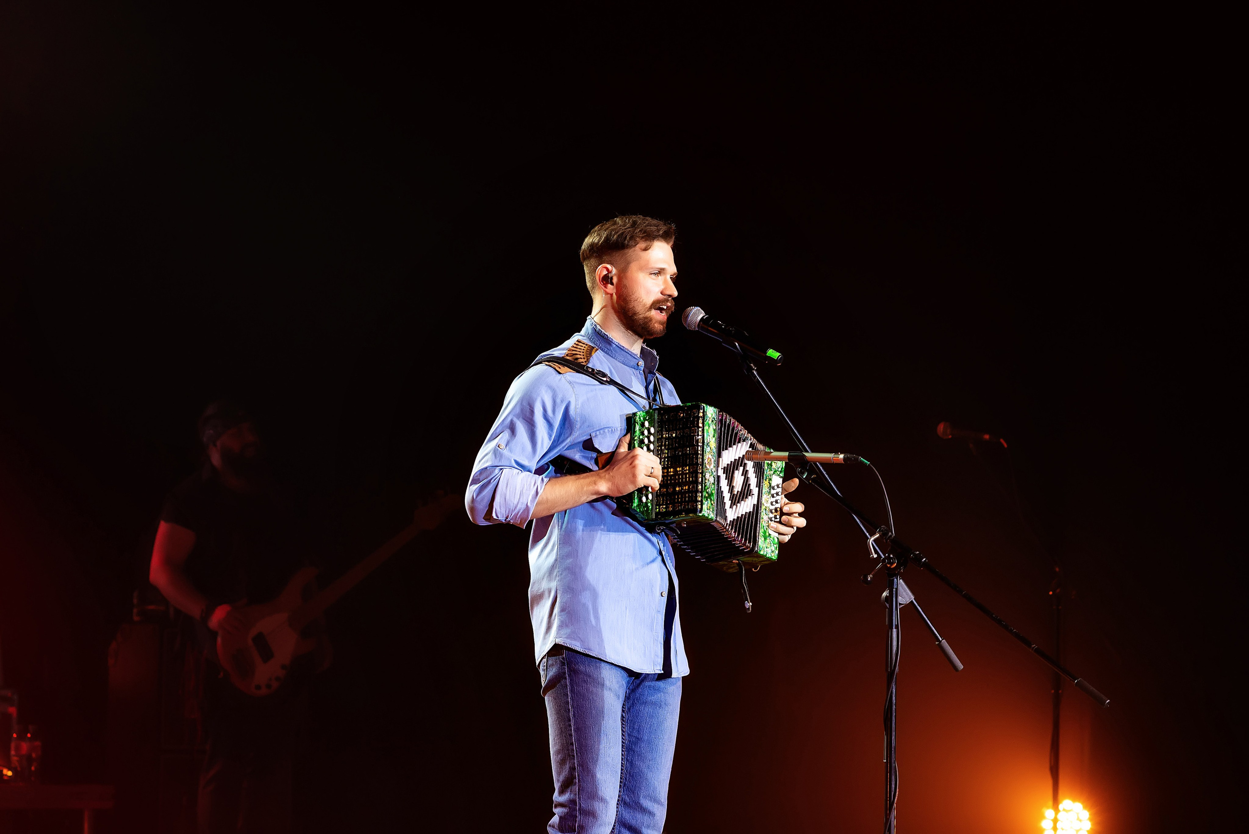 Концерт Пелагеи. Школьный, фэшн фотограф в Тюмени и в России Ирина Королева