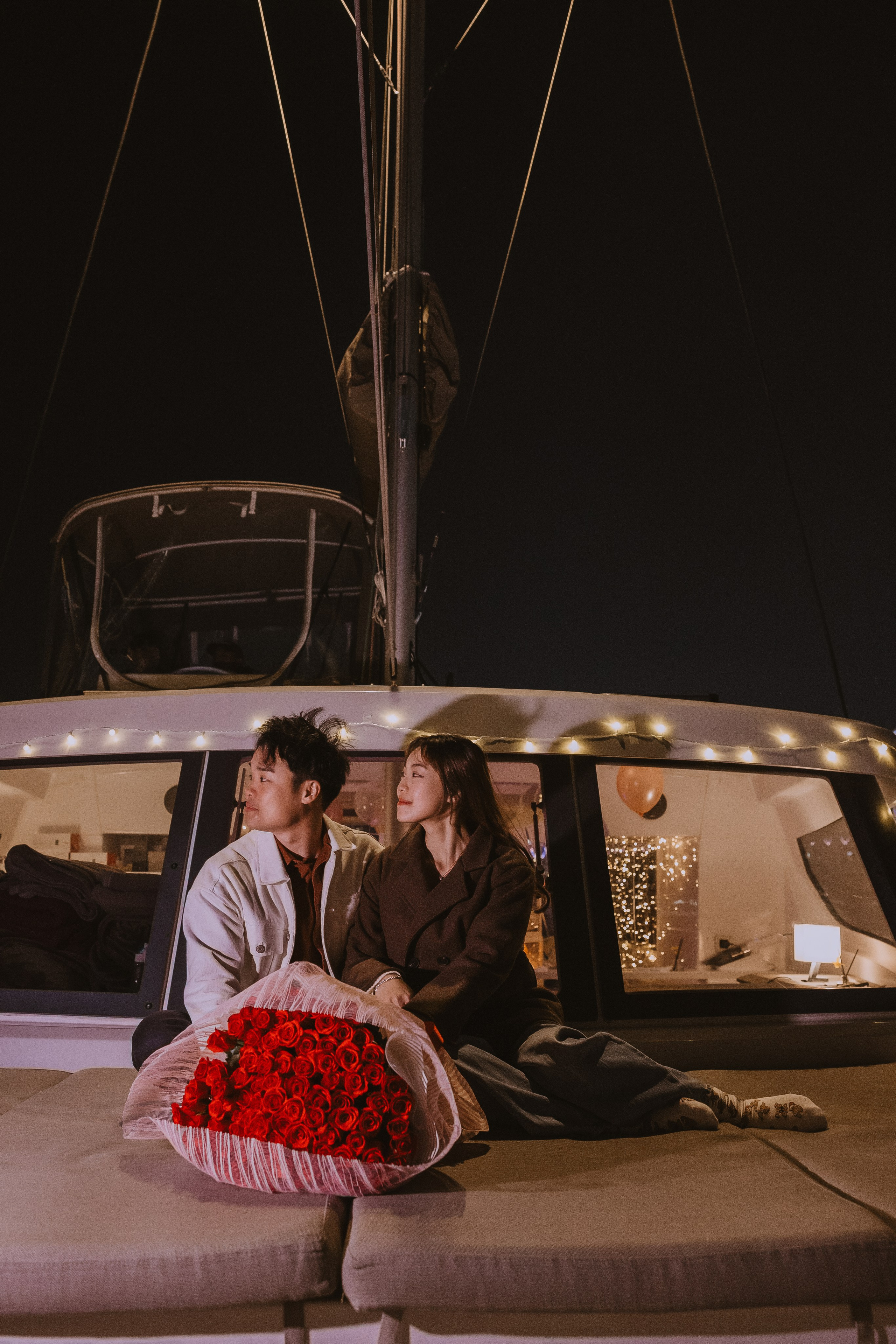 Предложение руки и сердца на яхте во время вечерней прогулке в Пусане. ВАШ ФОТОГРАФ В ПУСАНЕ (Южная Корея) Александра Ануфрий