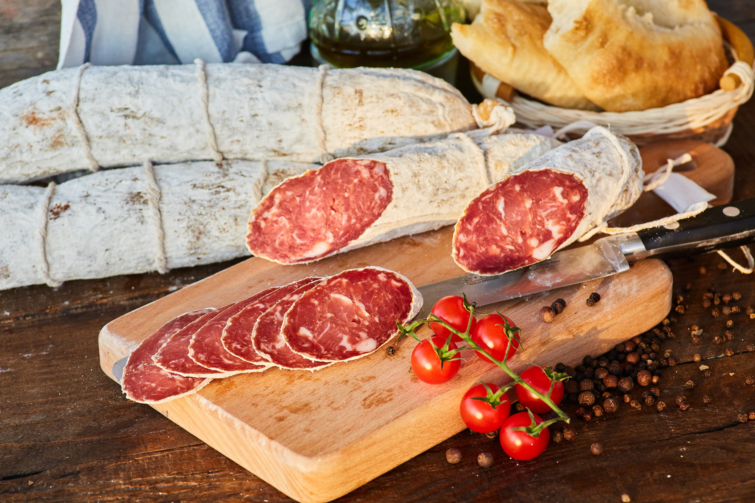 Продукция компании Центральный мясной. Фотохудожник Наталия Кирсанова