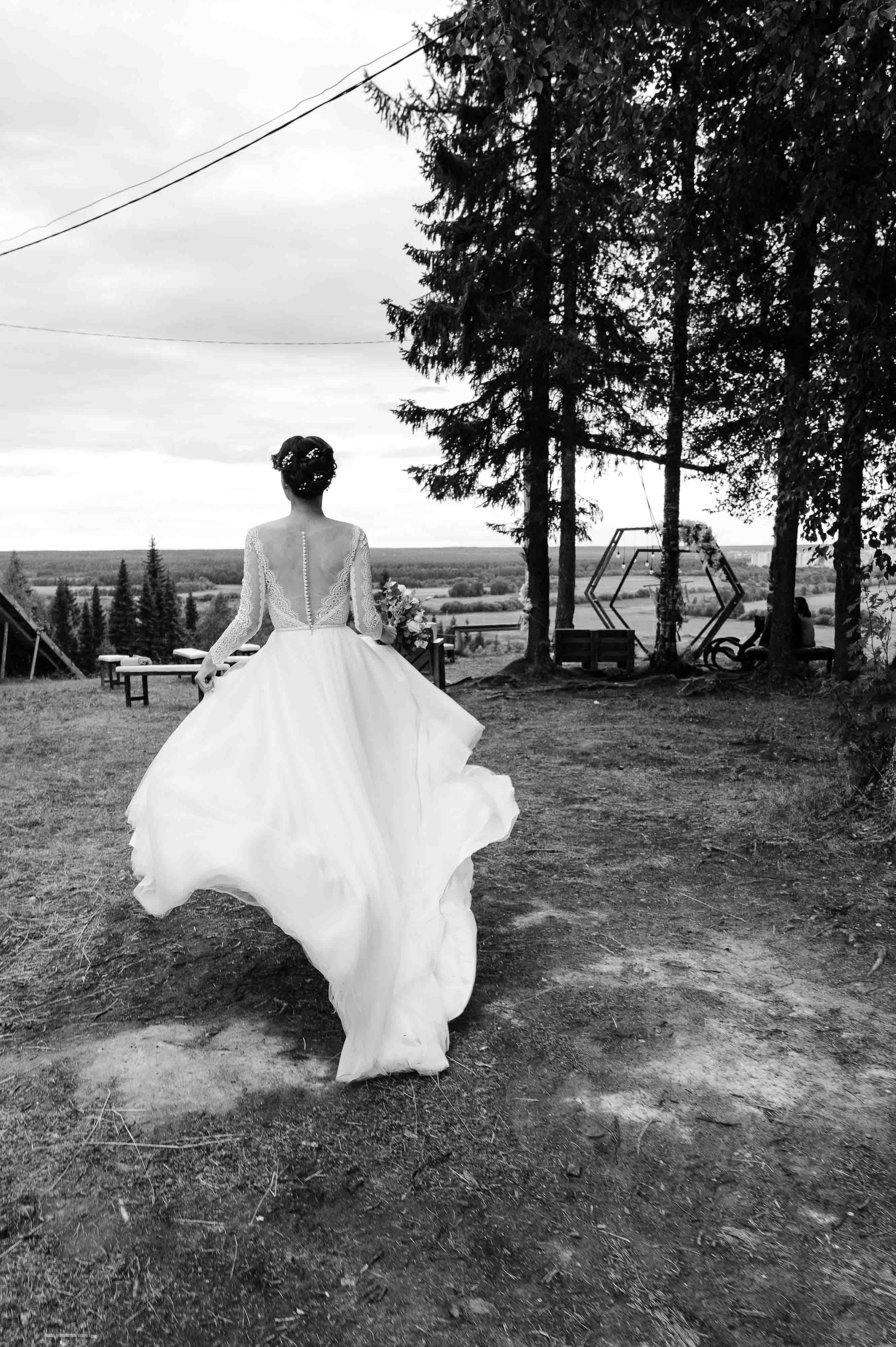 Свадебная фотосессия и прогулка на свежем воздухе. Свадебный и семейный фотограф в Котласе Никита Попов