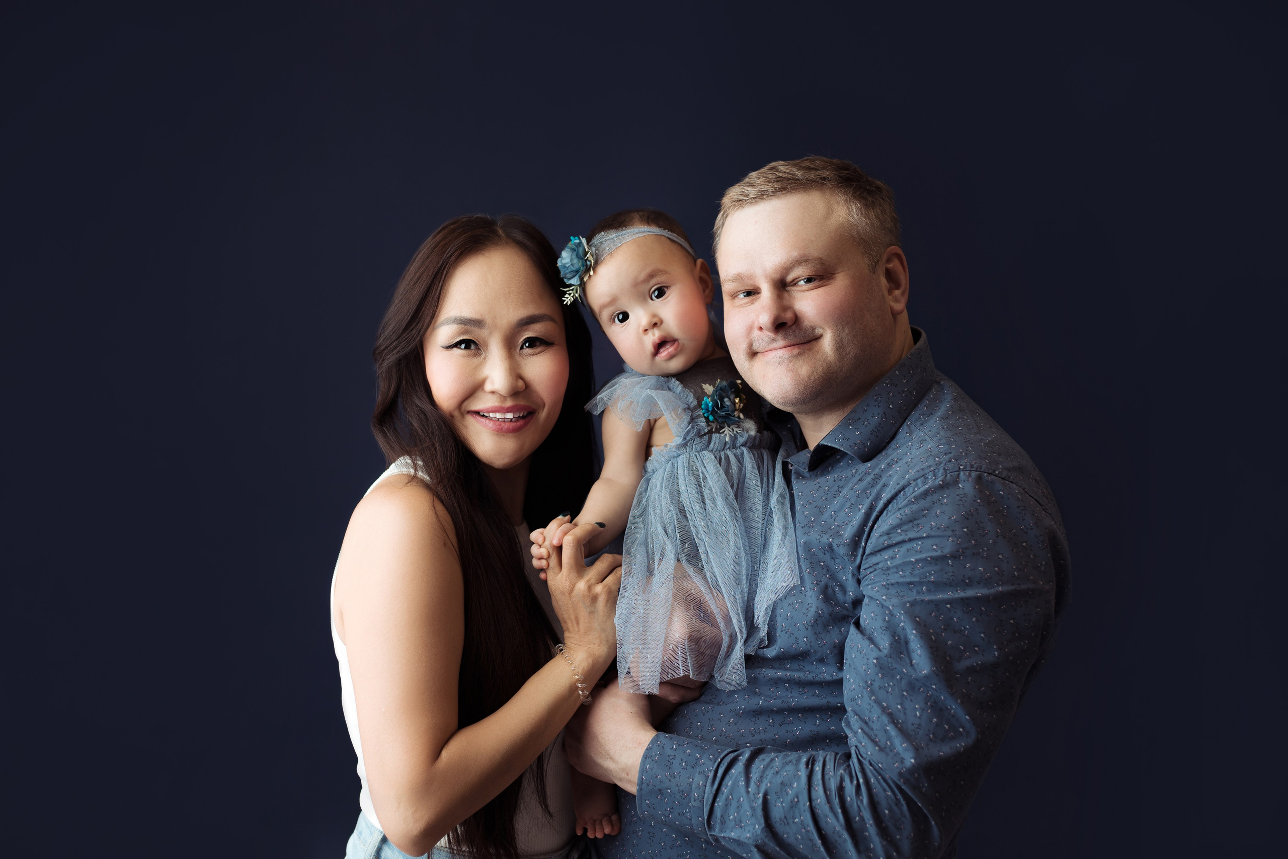 С родителями. Фотограф беременности, новорожденных Москва. годики под ключ