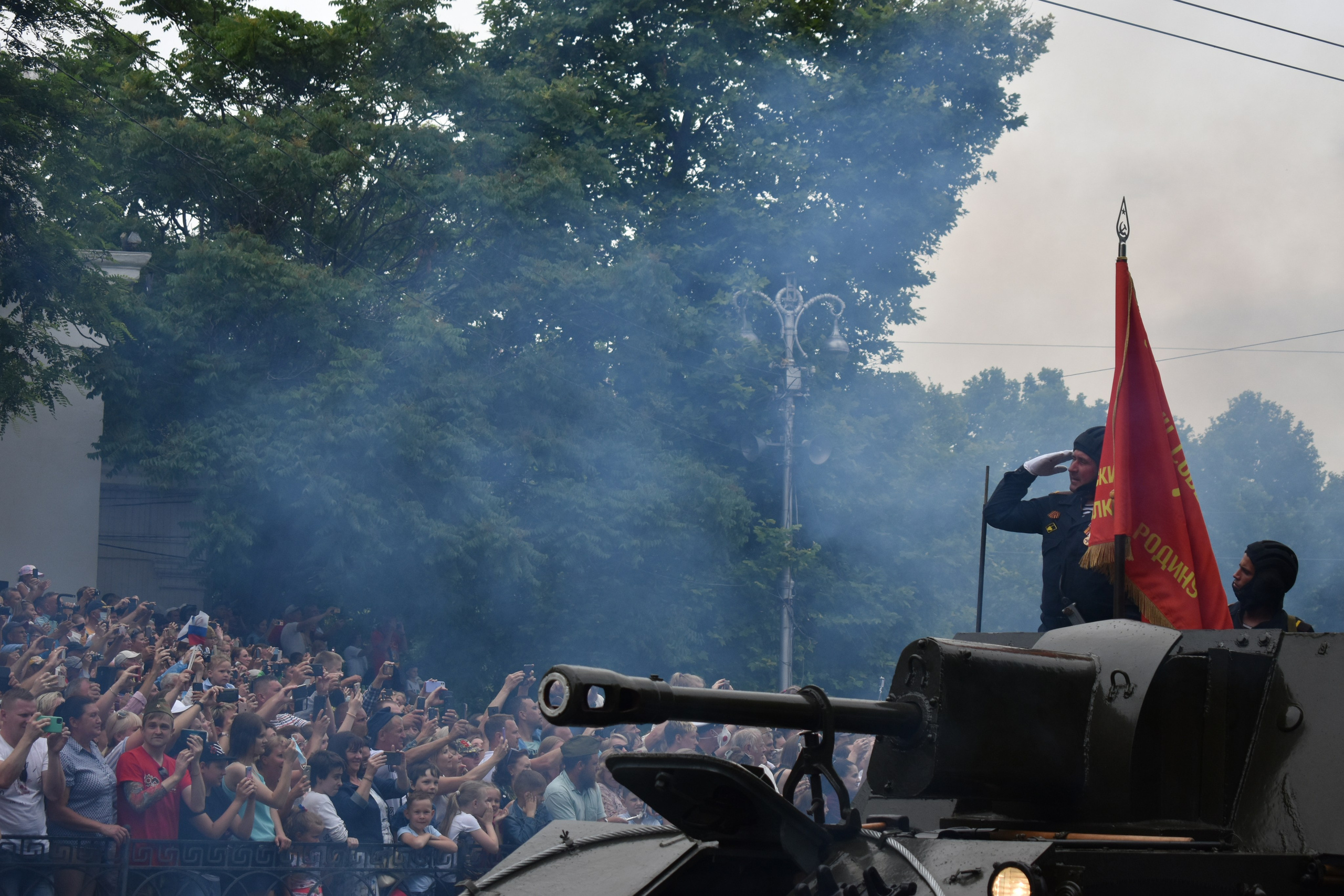 Парад Победы. Фотограф-ретушер в Крыму Юля Лобурец