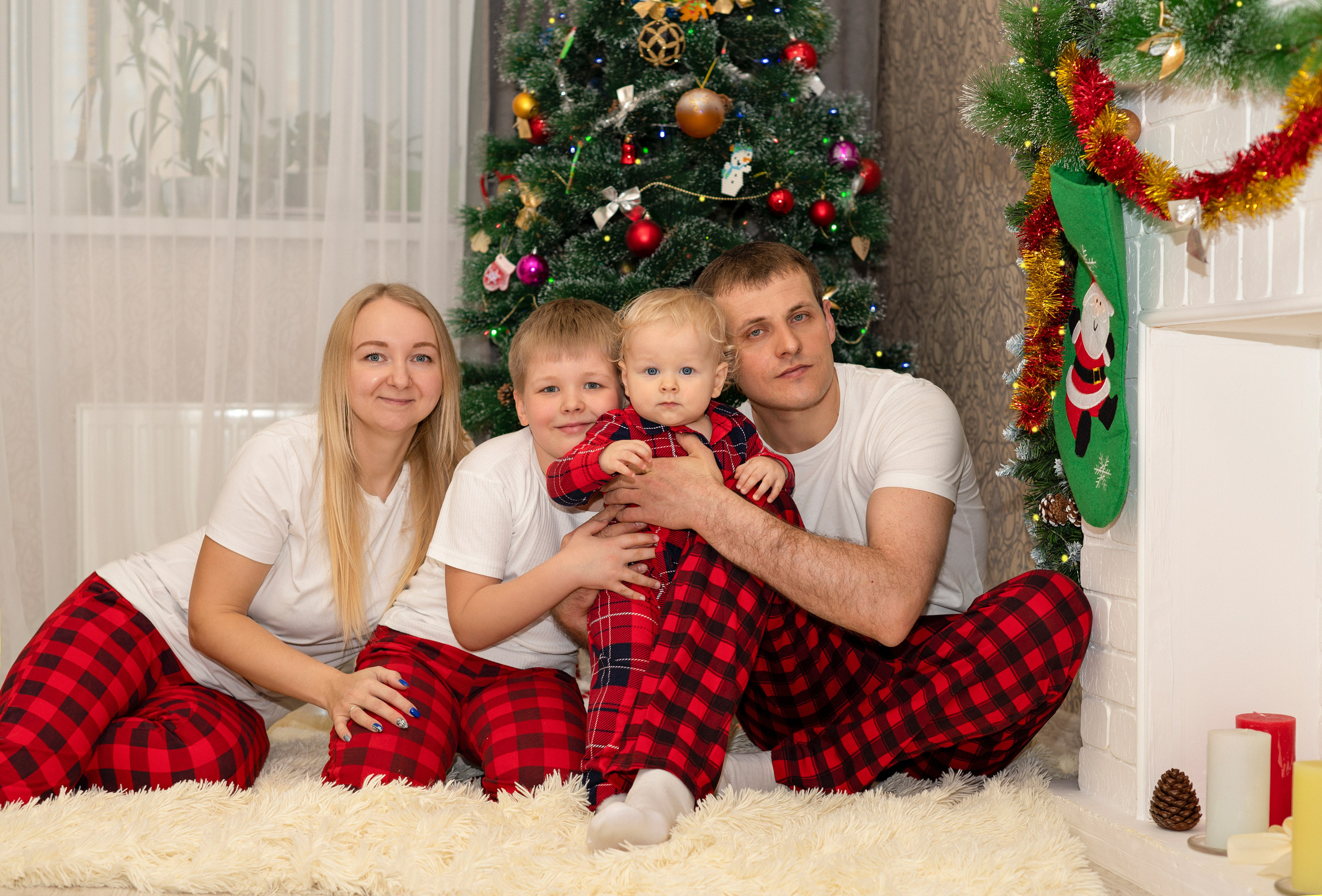Новогодняя домашняя фотосессия. Детский и семейный фотограф г. Москва Оксана Катаджи