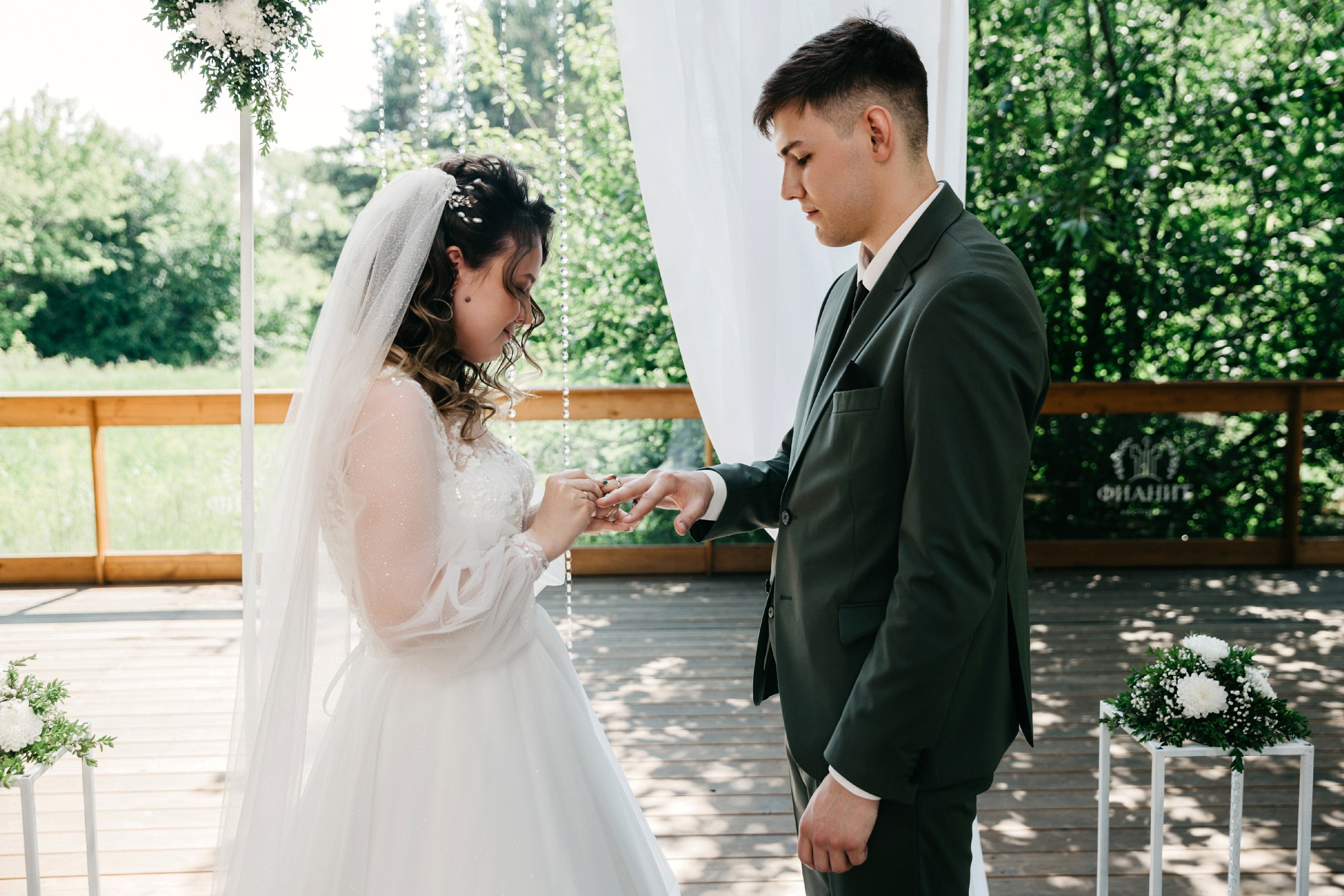 Виктор и Юлия. Свадебный фотограф Иркутск, репортажный фотограф Иркутск