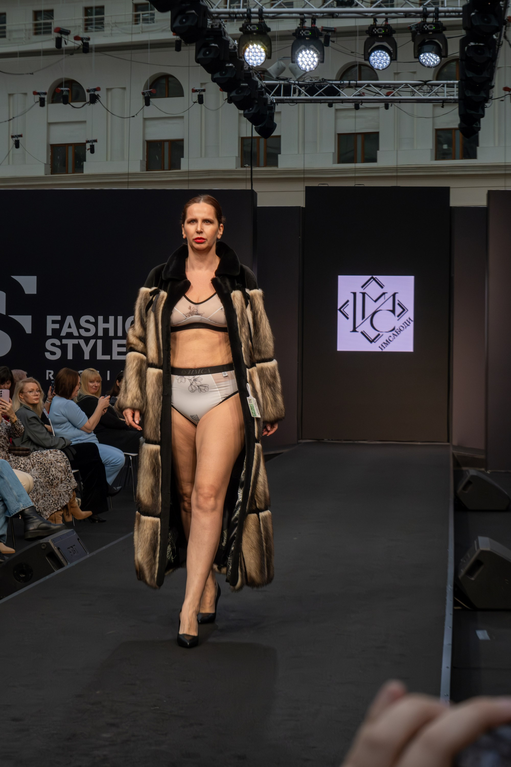 FASION STYLE 2025 ВЕСНА. Фёдор Карпов — профессиональный фотограф, работаю в Москве и области