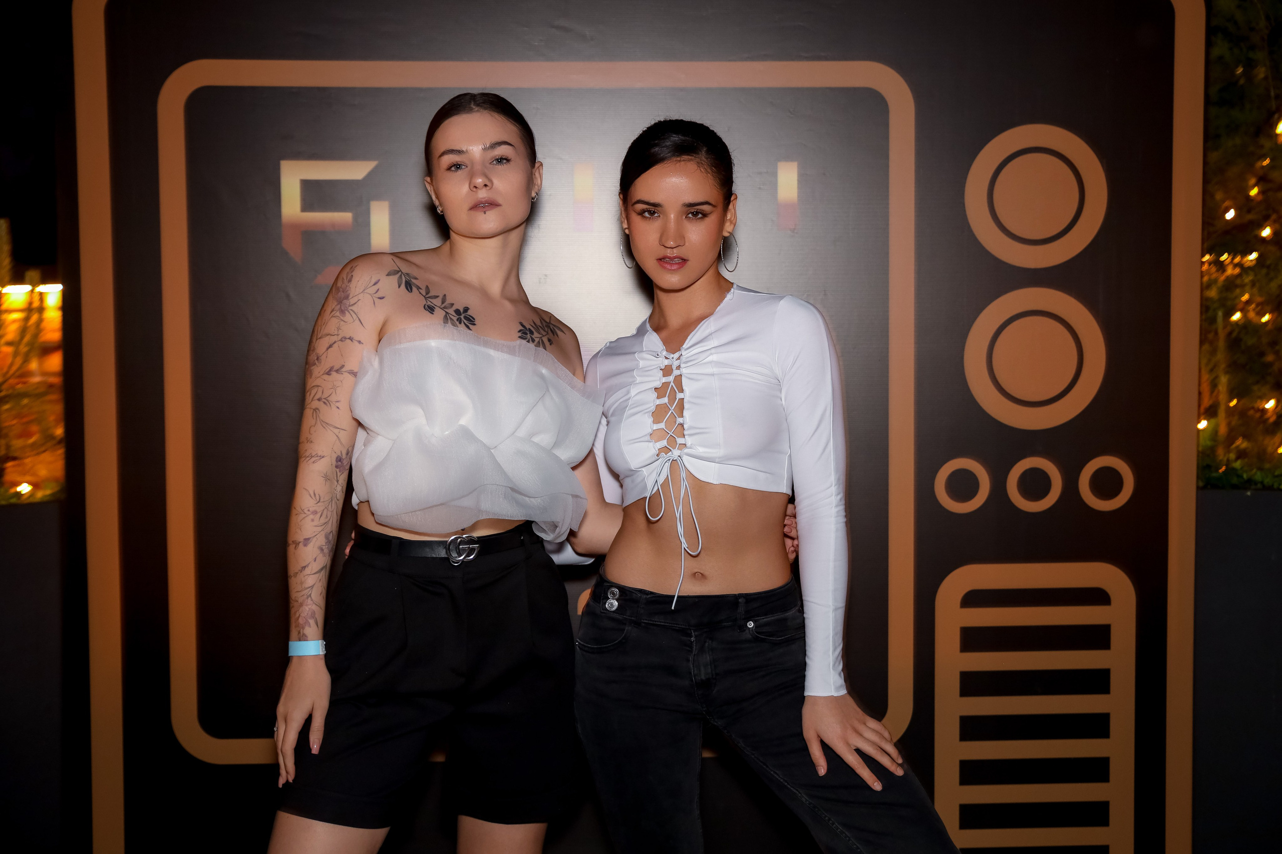 LA night & Fiji wave. 2000’s