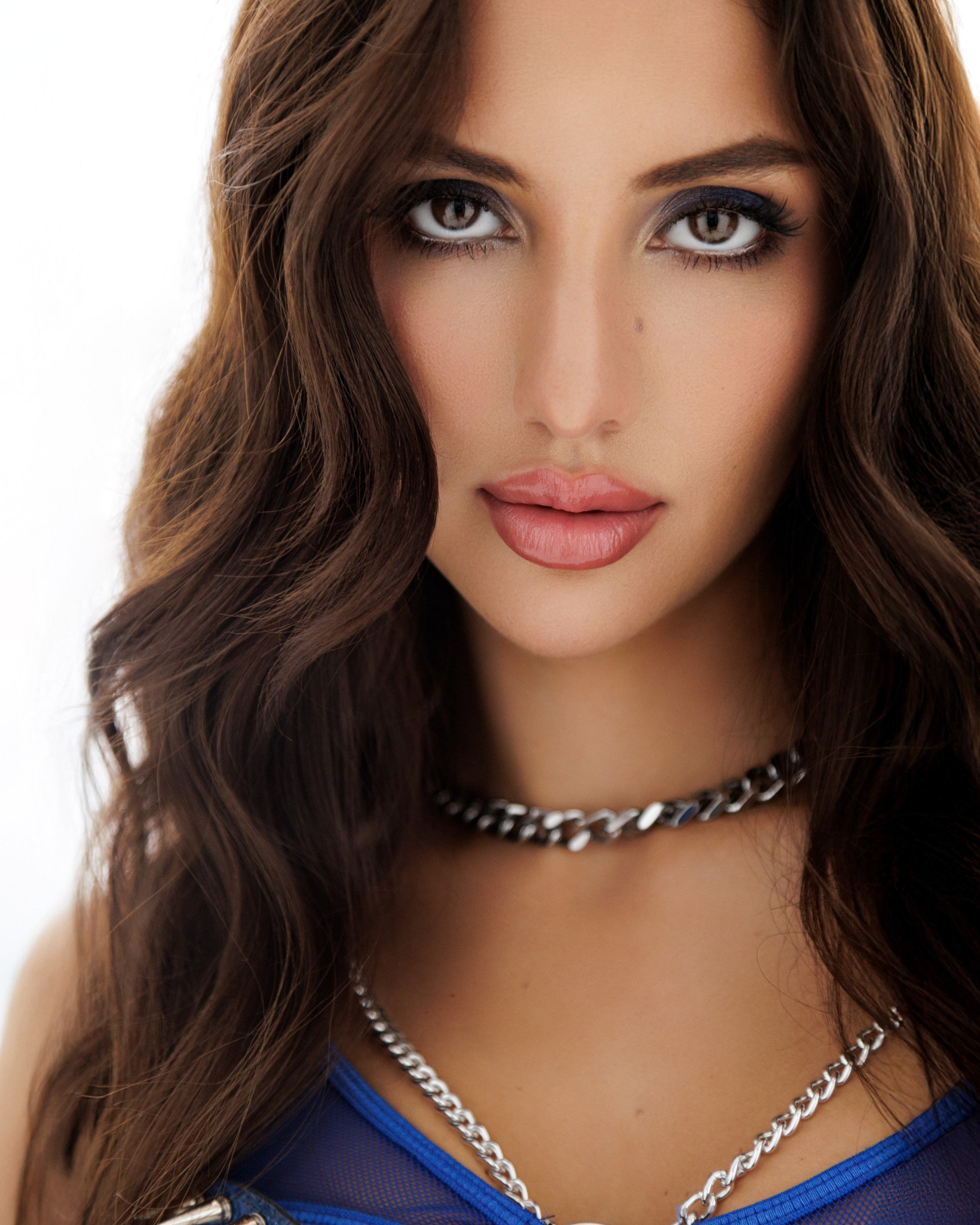 Второй образ Модель @ksushenkaneroba стилиста @diageeva_style и Макияж @elya_blush Воркшоп от @sasha_polar Студия @blazestudios. Портретный Студийный и уличный фотограф Москва. Индивидуальные, Семейные, Беременность, Будуар, Каталог, контент съемки для блога и бизнеса