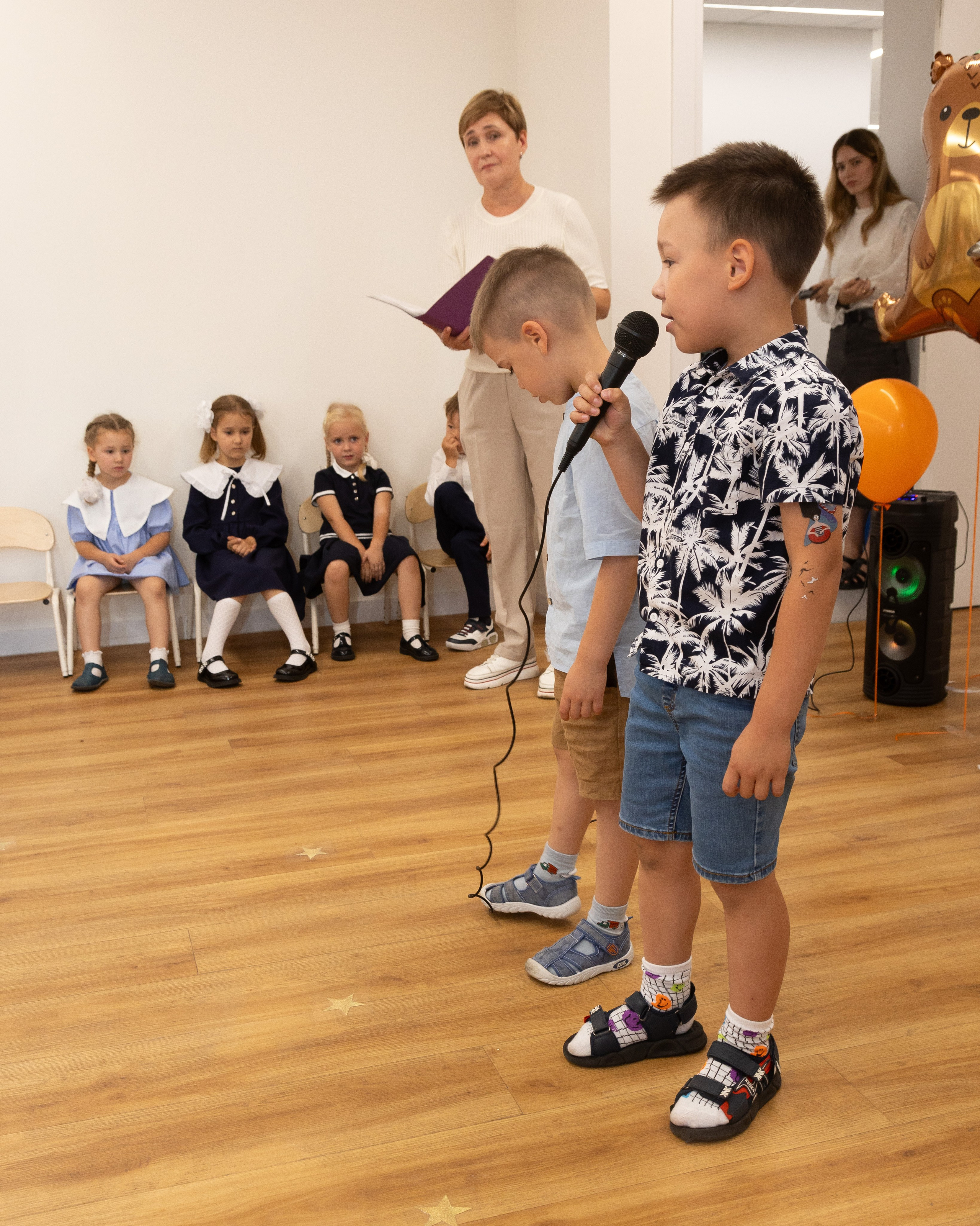 2 -го Сентября RYBAKOV PLYSCHOOL. Портретный Студийный и уличный фотограф Москва. Индивидуальные, Семейные, Беременность, Будуар, Каталог, контент съемки для блога и бизнеса