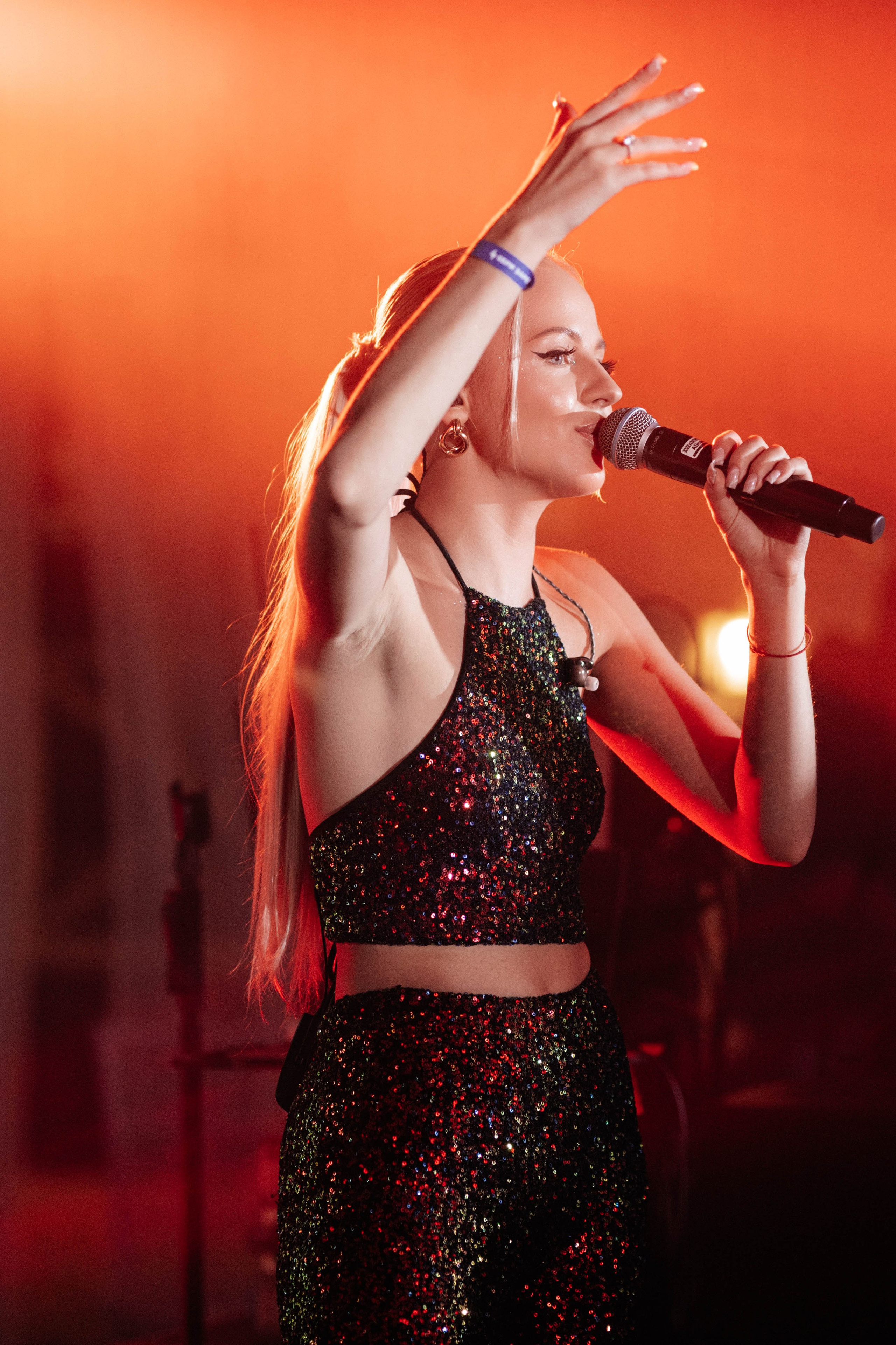 Бери заряд. Свадебный фотограф Москва Александра Аверкова