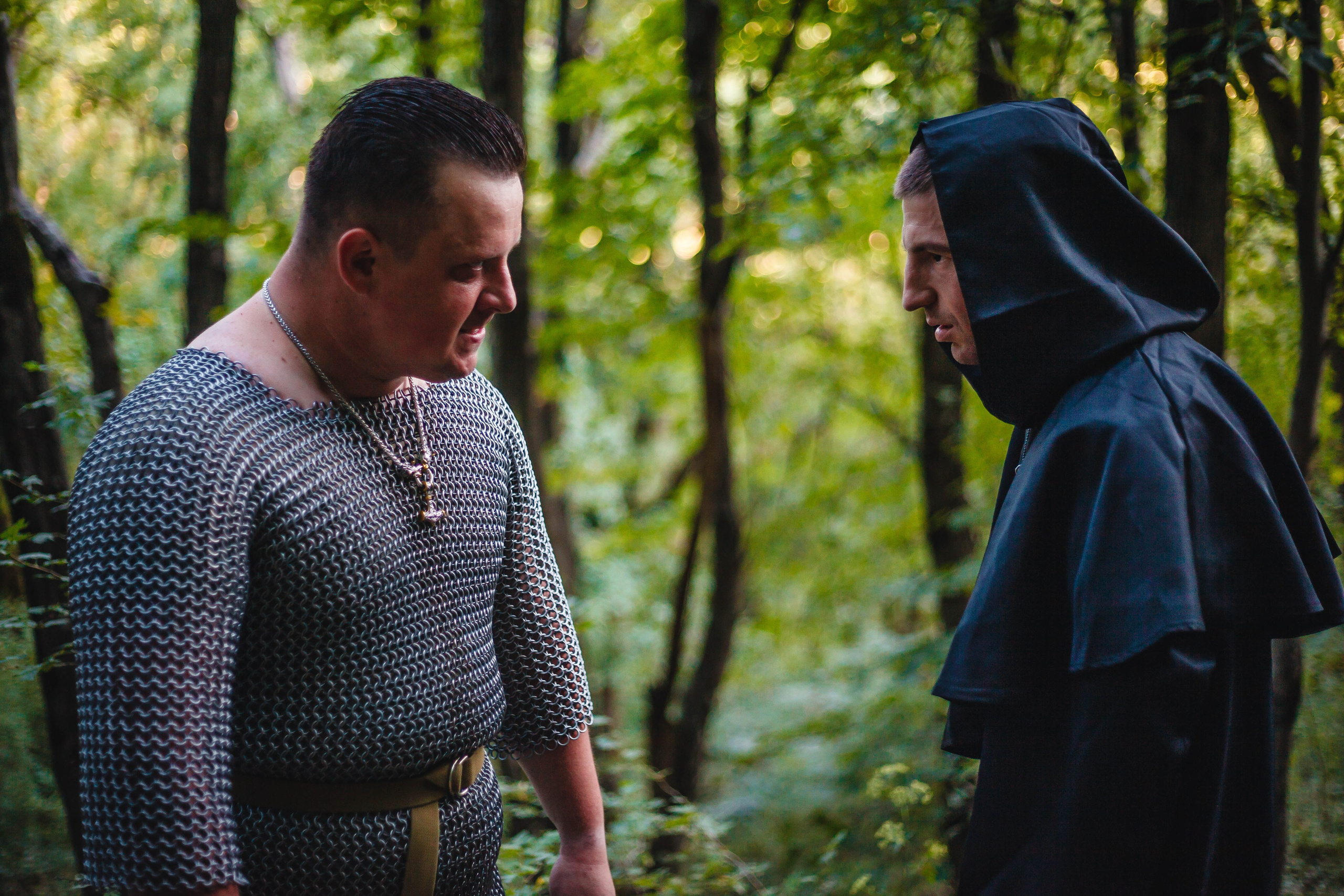 Клип. Уличный фотограф Города N