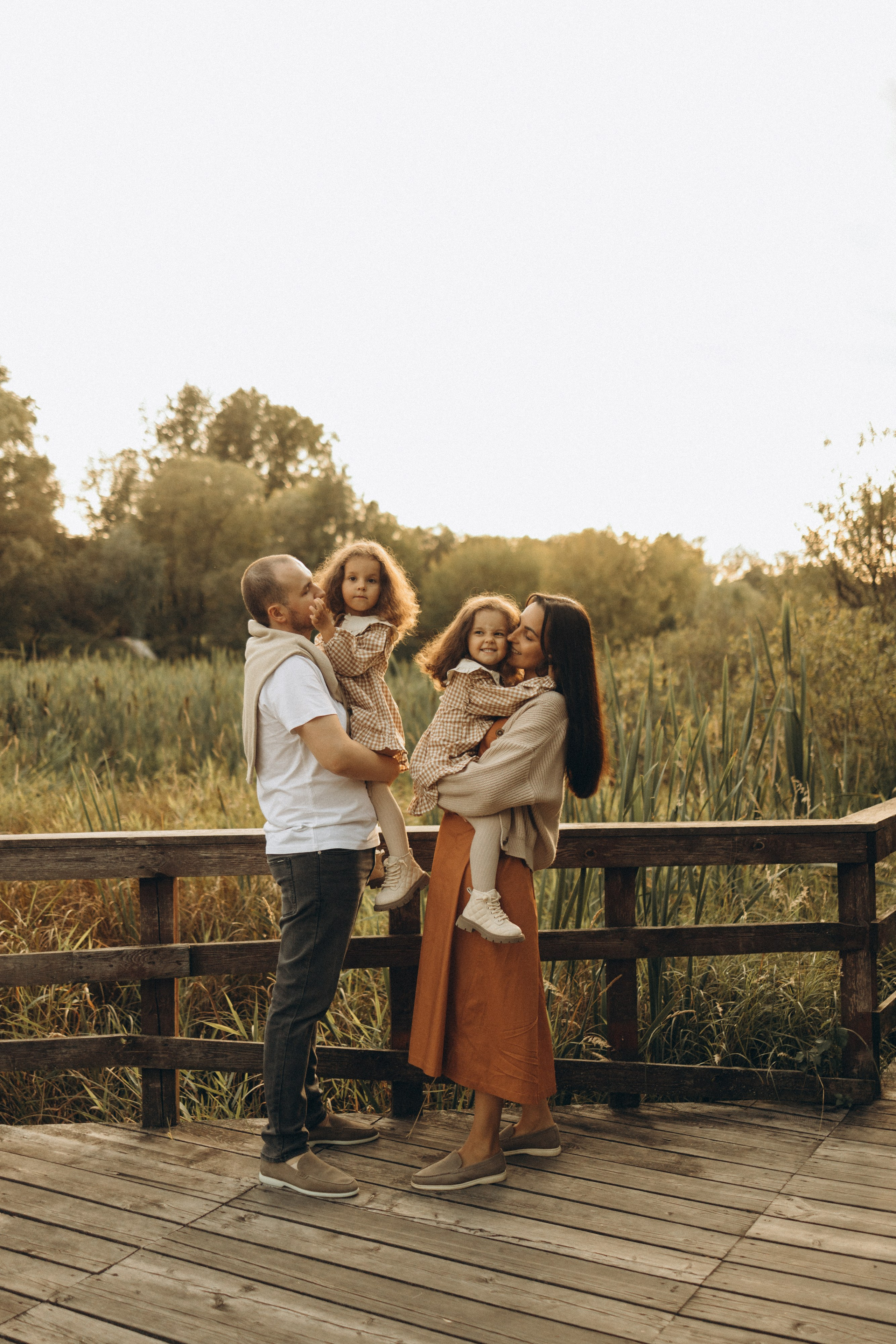 Оливия, Амелия и родители. Семейный фотограф Москва Валерия Белова