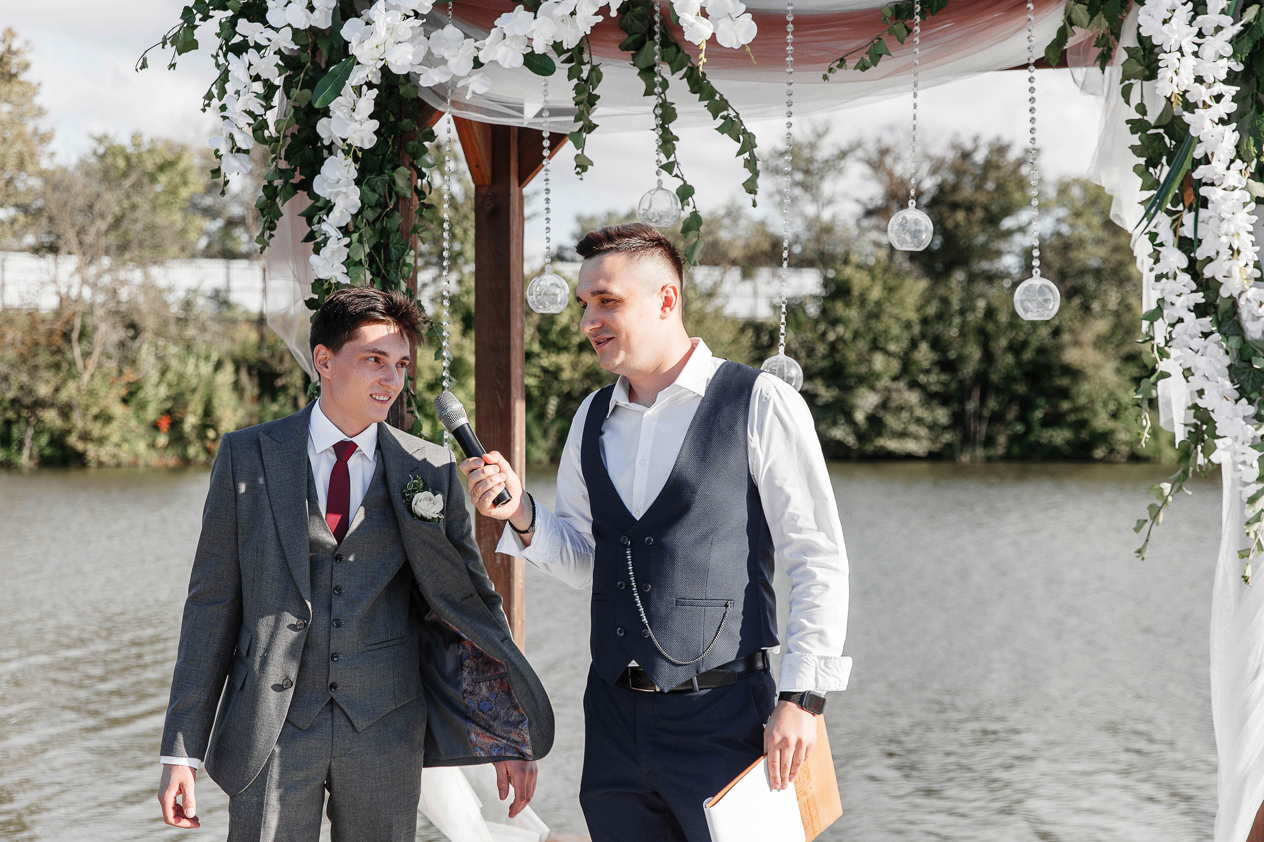 Свадебная фотосессия в ресторане Бэрэчэт г. Майкоп. Дмитрий Шевченко свадебное фото в г. Краснодар — Армавир — Лабинск