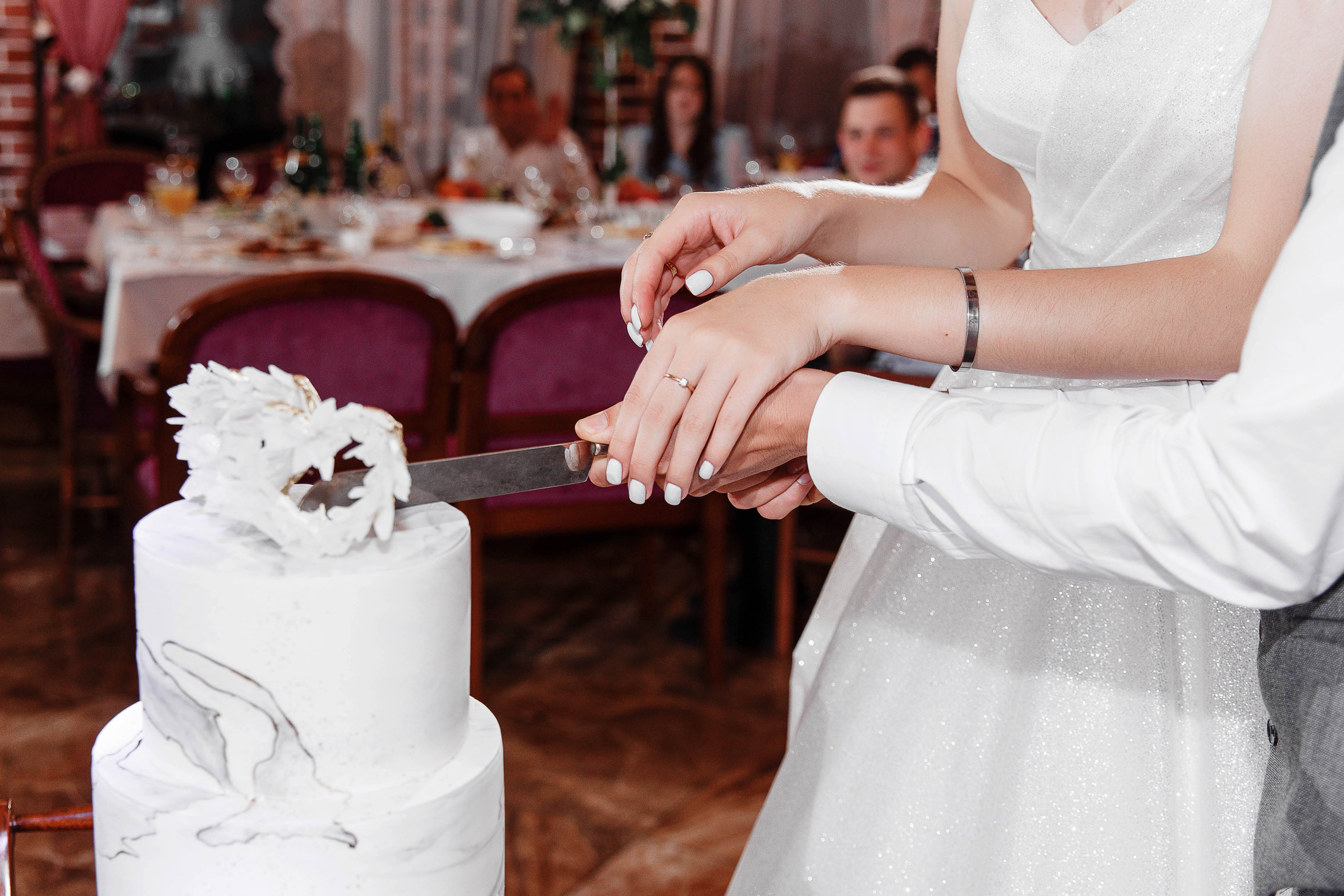 Свадебная фотосессия в ресторане Бэрэчэт г. Майкоп. Дмитрий Шевченко свадебное фото в г. Краснодар — Армавир — Лабинск