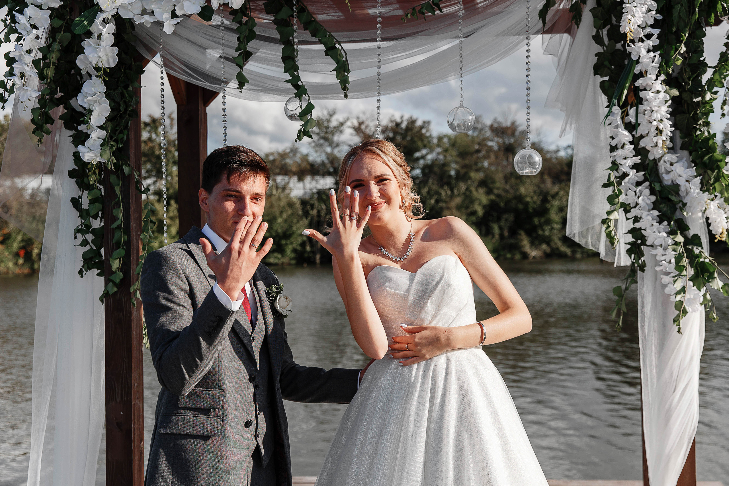 Свадебная фотосессия в ресторане Бэрэчэт г. Майкоп. Дмитрий Шевченко свадебное фото в г. Краснодар — Армавир — Лабинск