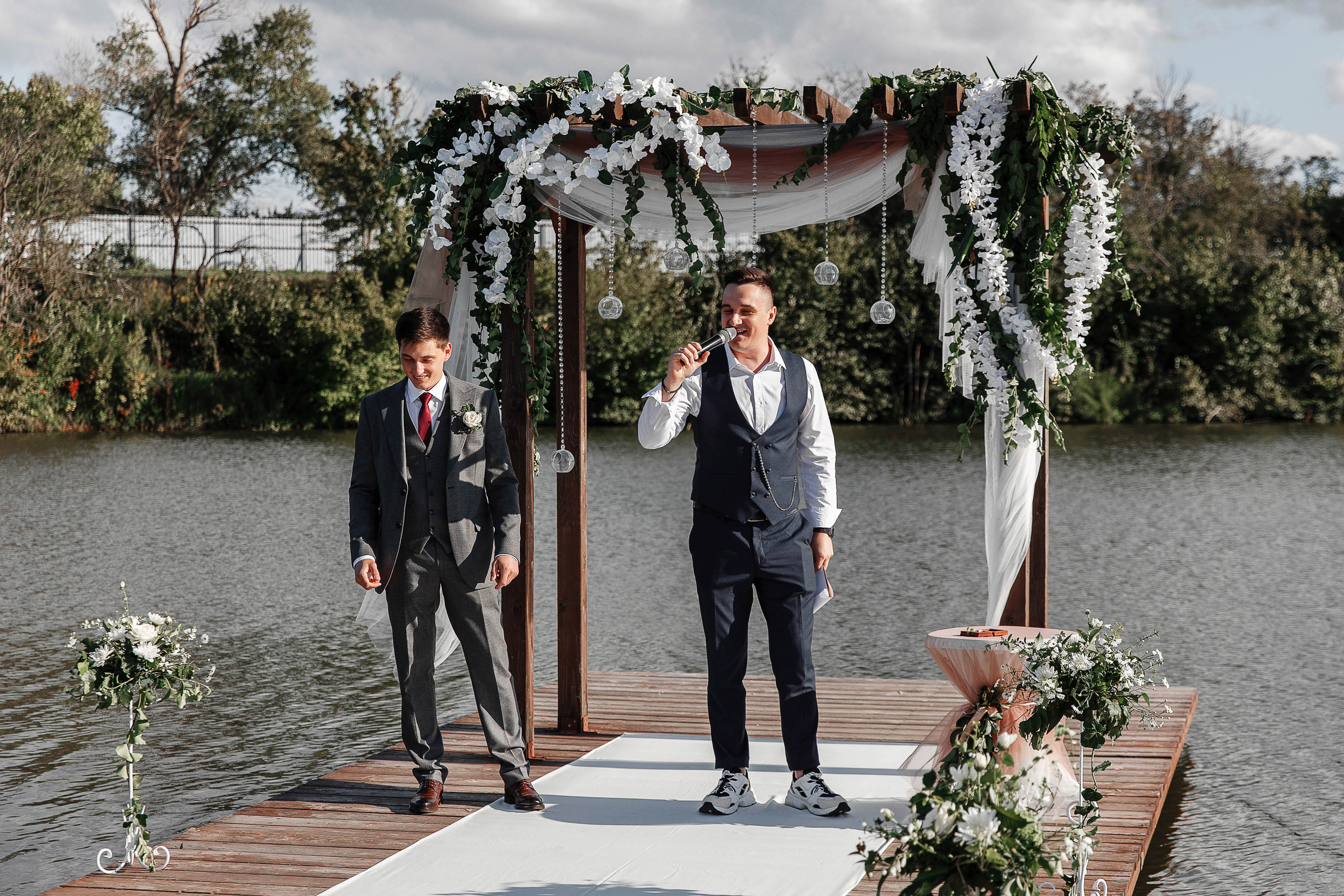 Свадебная фотосессия в ресторане Бэрэчэт г. Майкоп. Дмитрий Шевченко свадебное фото в г. Краснодар — Армавир — Лабинск