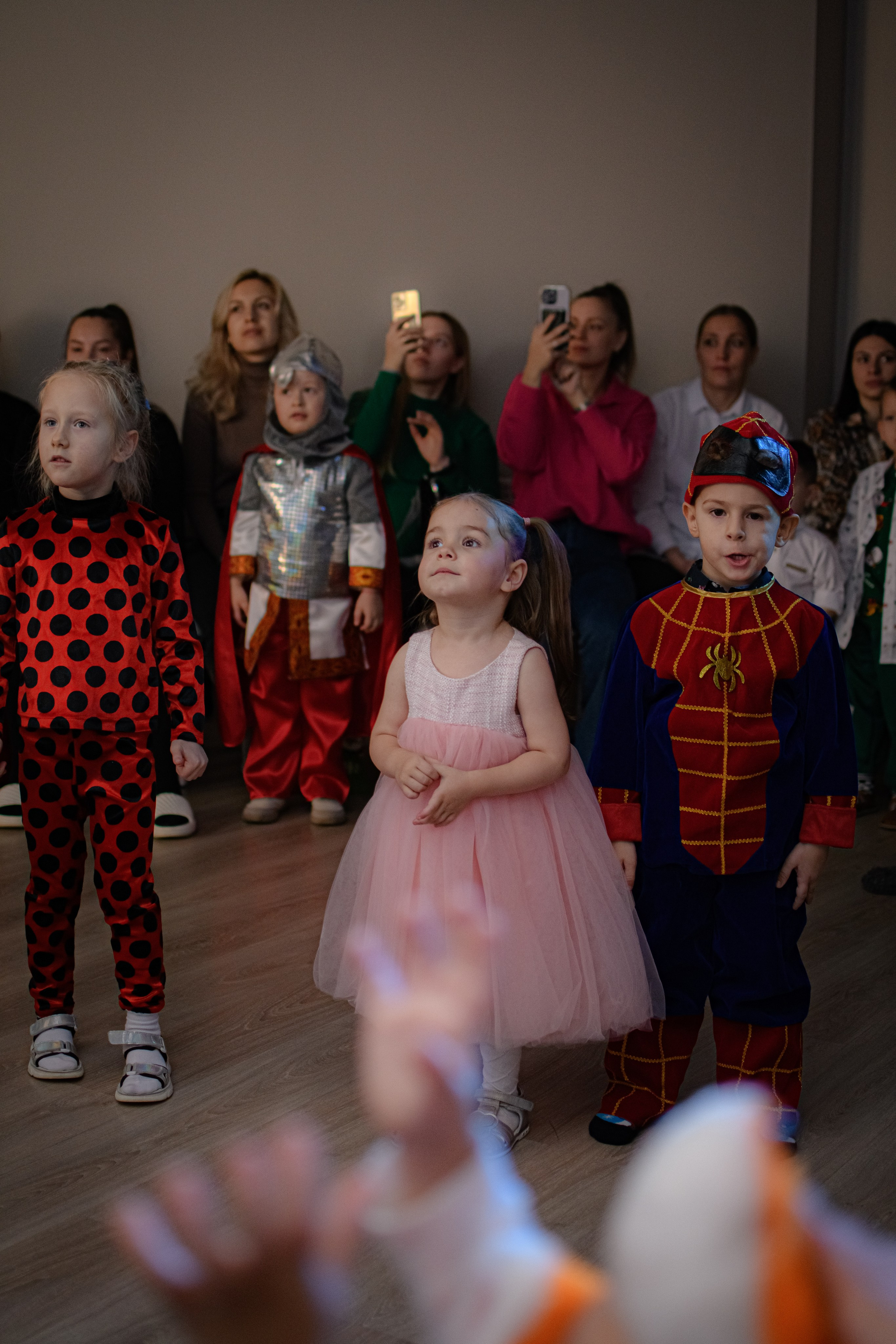 HAPPY NEW YEAR. Photokarish