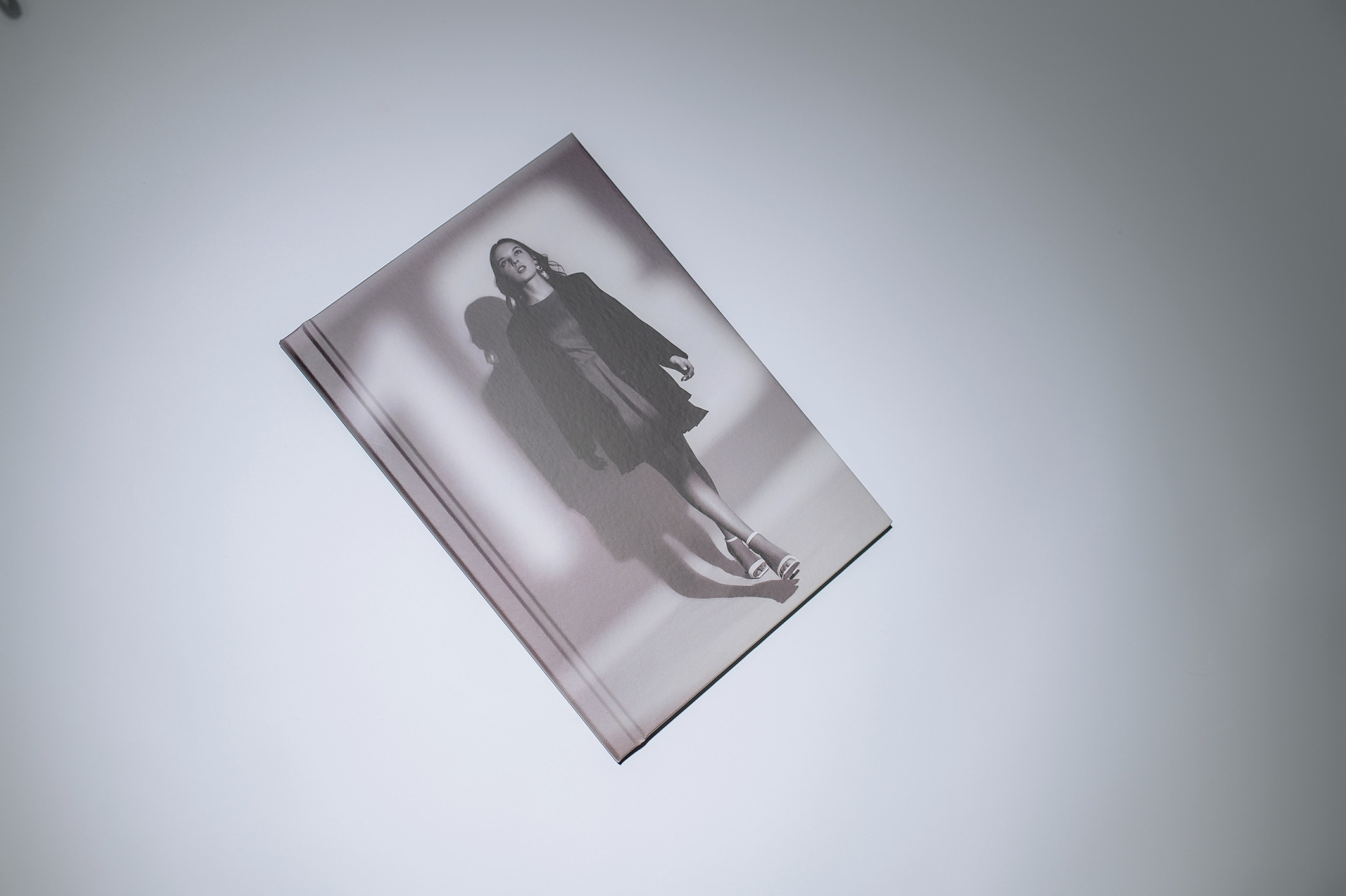 Книга на 18 лет. Мягкие листы в твердой обложке. Фотограф Котова Валентина