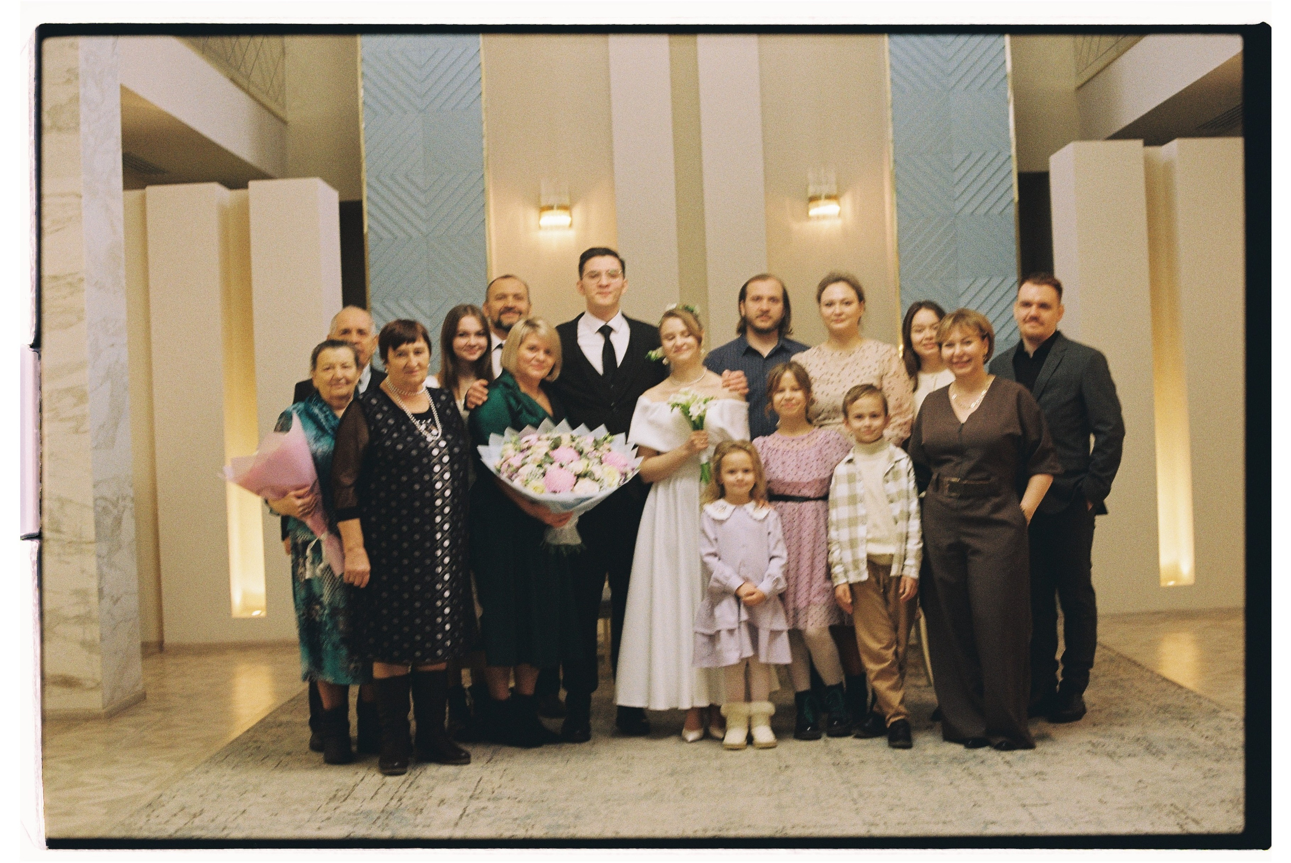 Роспись. Кизя Мисриева — фотограф: плёнка, цифра. Москва и не только