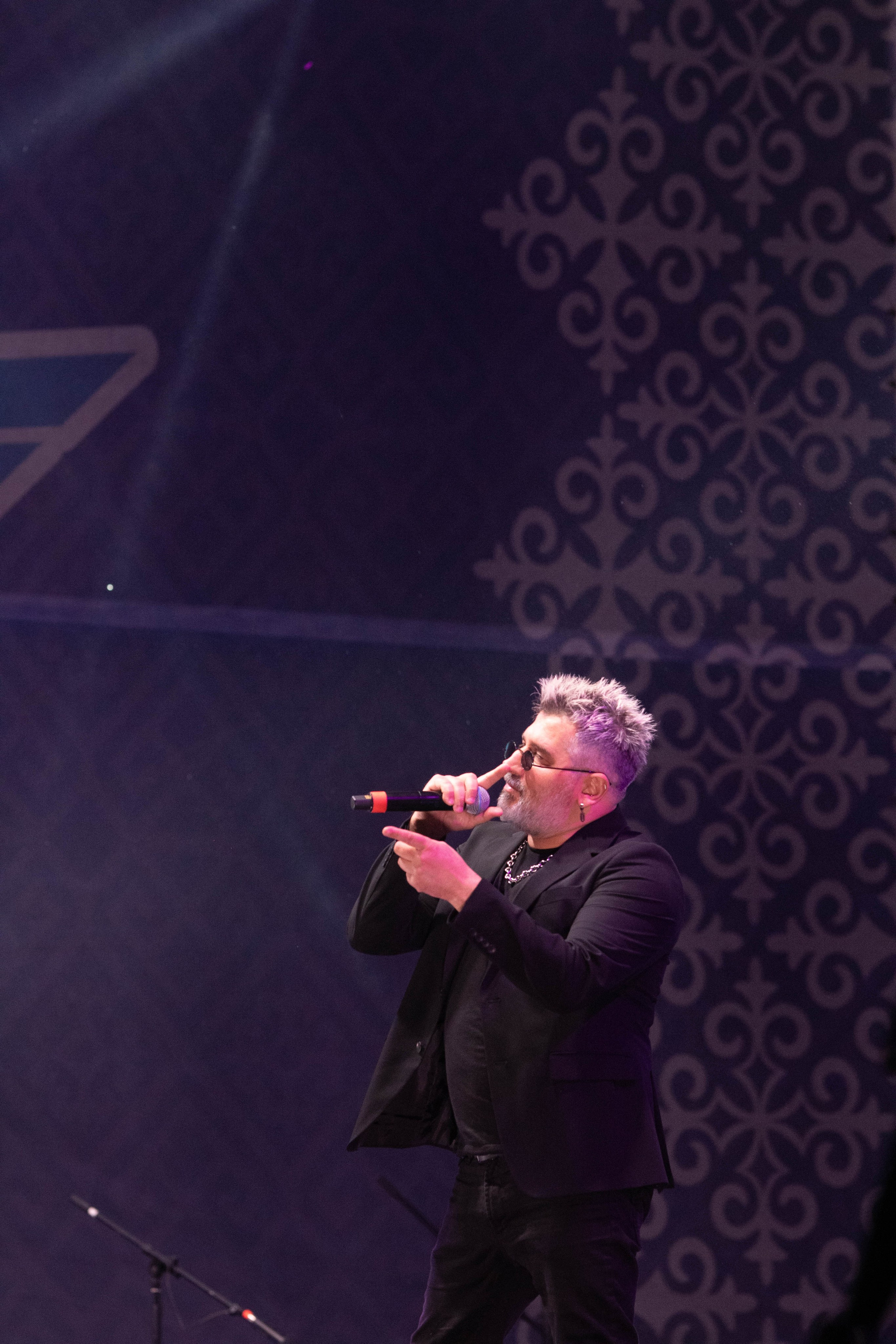 Коммерческий фотограф Караганда Алмаз Нуржанов