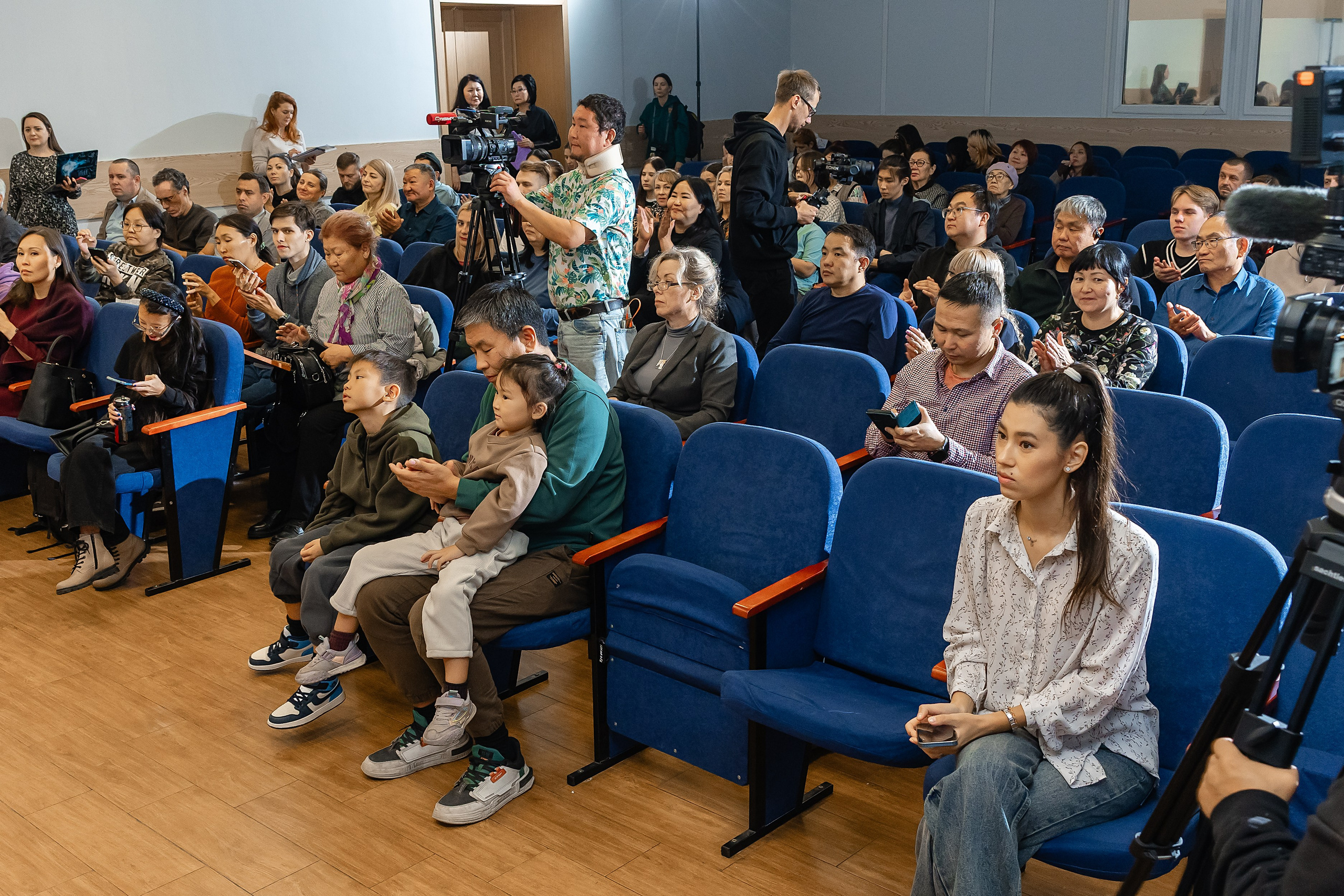 МТС. Презентация. Фотограф и видеограф в Улан-Удэ: Аюна Габагуева и Артём Шаханов