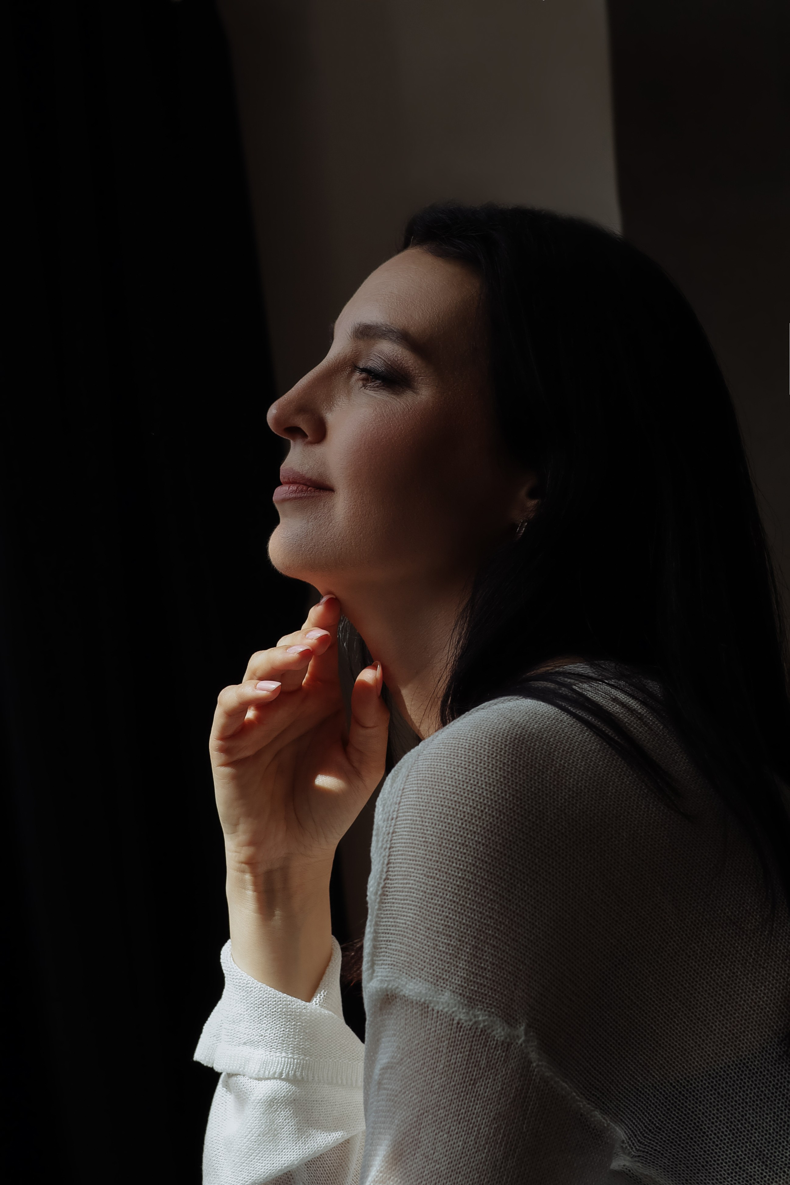 Анастасия июль 2025. Женский фотограф в Москве, организатор девичников с мастер-классами