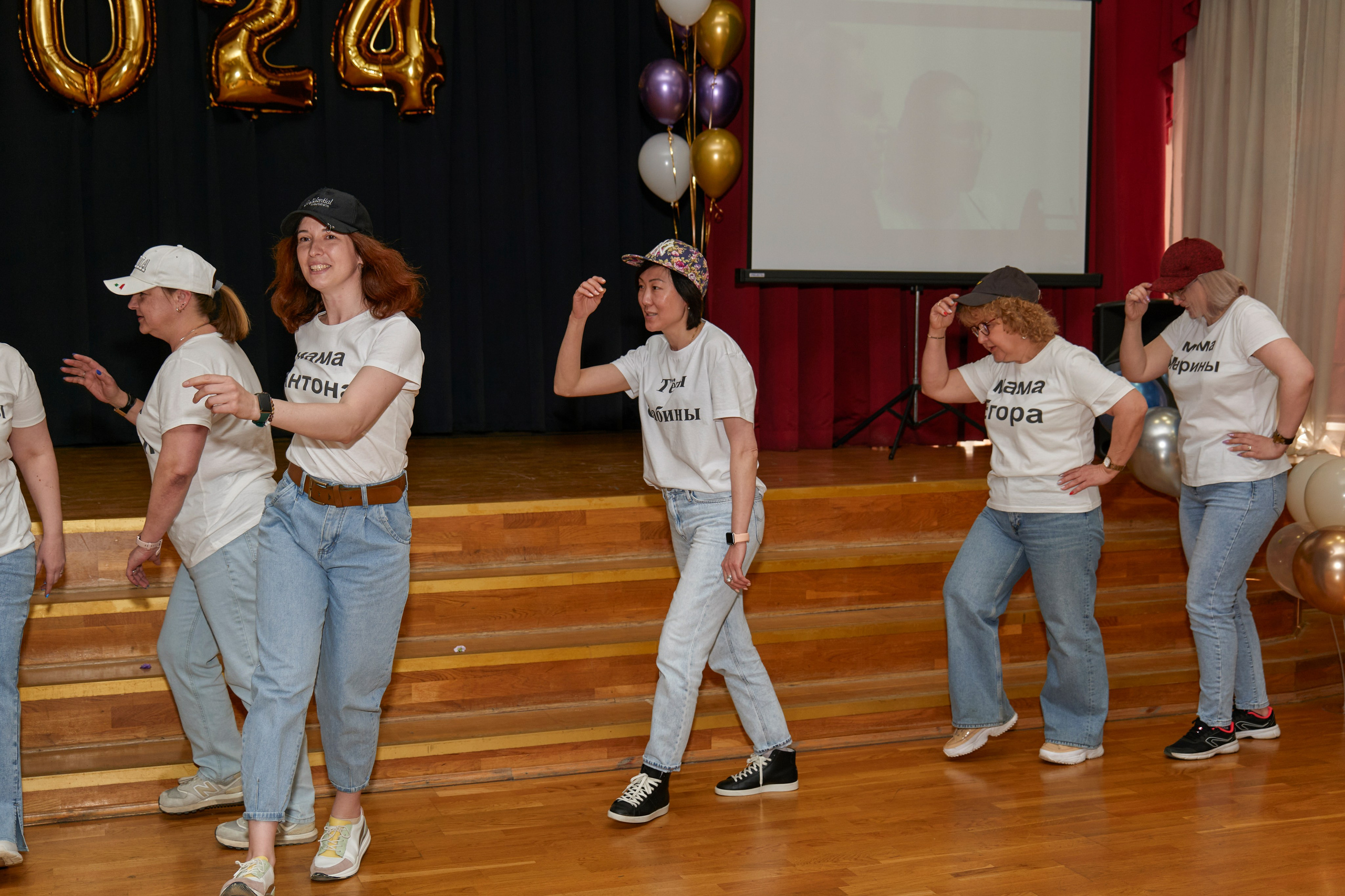 Последний звонок школа 1413. Детский и семейный фотограф г. Москва Оксана Катаджи