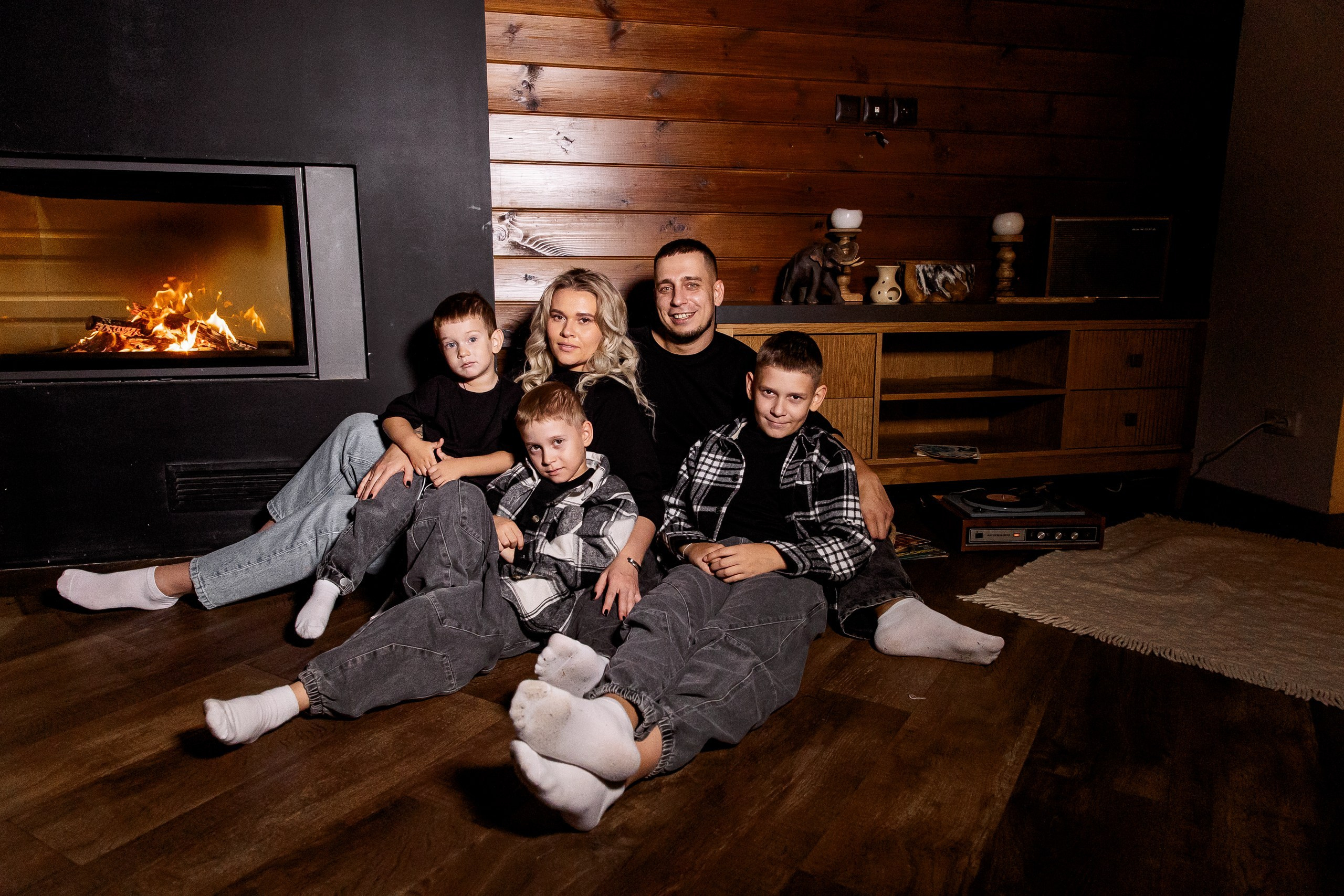 Эдуард и Дарья с сыновьями. Свадебный и семейный фотограф в Челябинске Юлия Ишимова