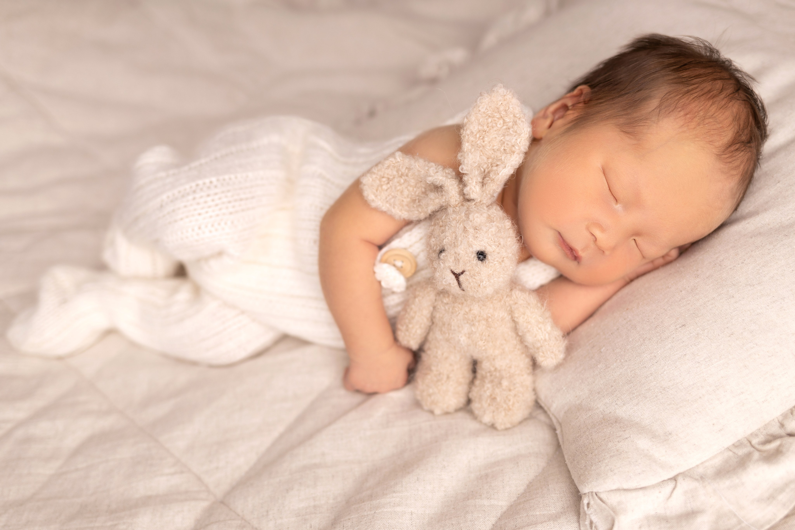 Newborn съемка в стиле Лайф. Фотограф новорожденных малышей в Омске и Омской области Эльвира Камаева