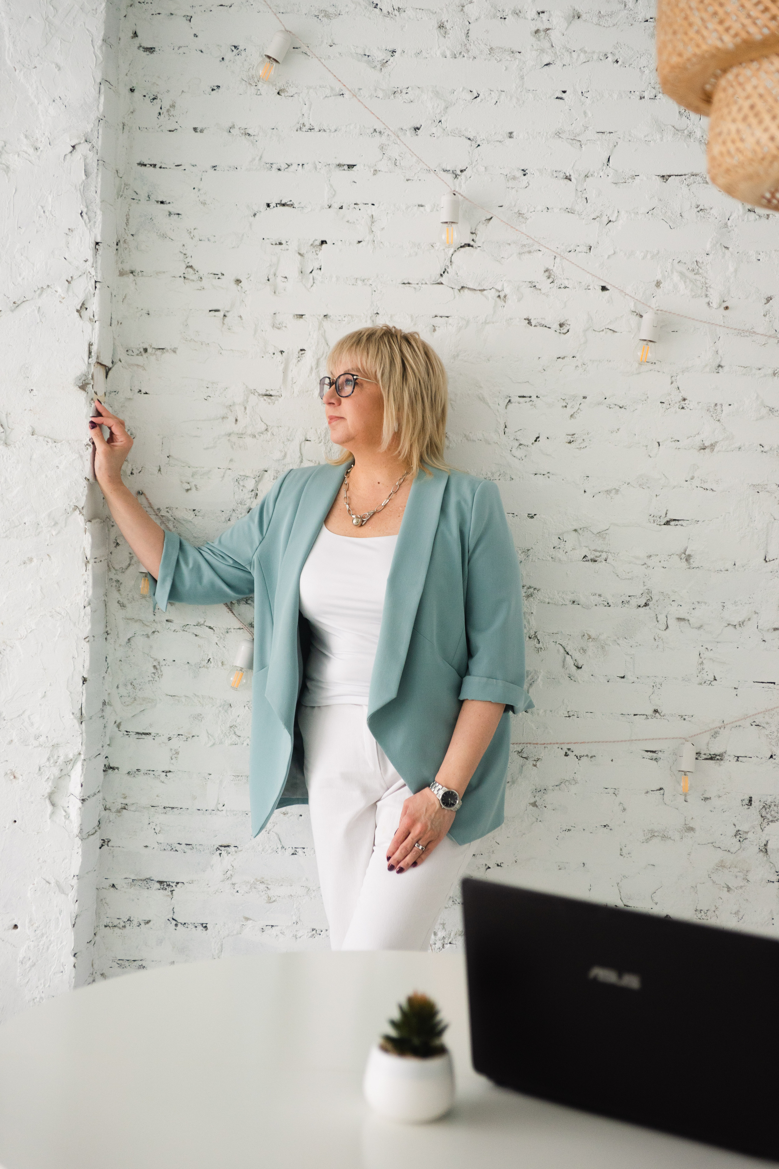 Марина (риэлтор). Бренд и контентные фотосессии, портреты и лавстори в Санкт-Петербурге