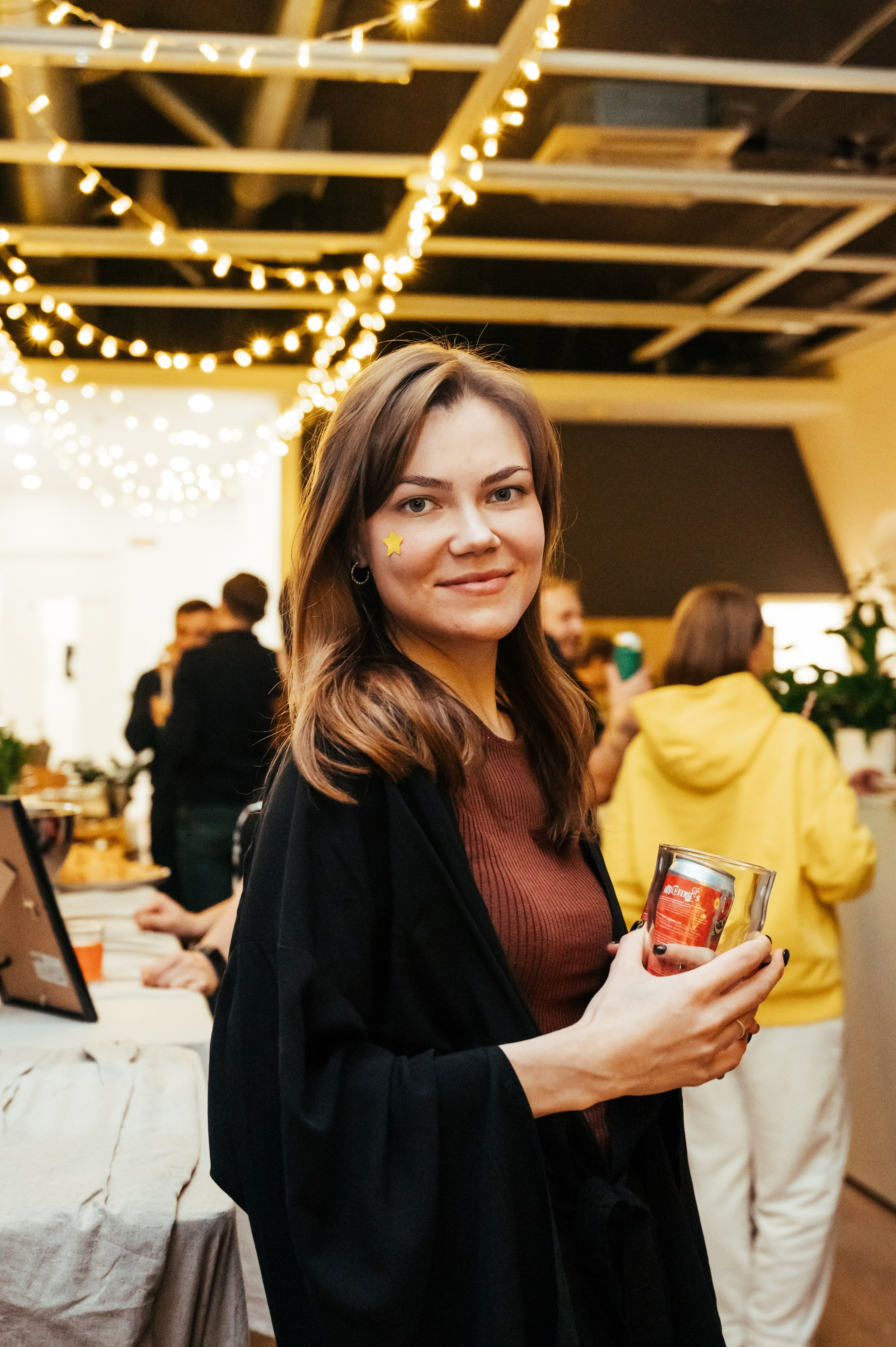 Фотосъёмка корпоратива в офисе в Санкт-Петербурге. Анастасия Петрович фотограф, фотокорреспондент в Москве и Санкт-Петербурге. Фотосъёмка репортажа, мероприятия, корпоративная съёмка, контент