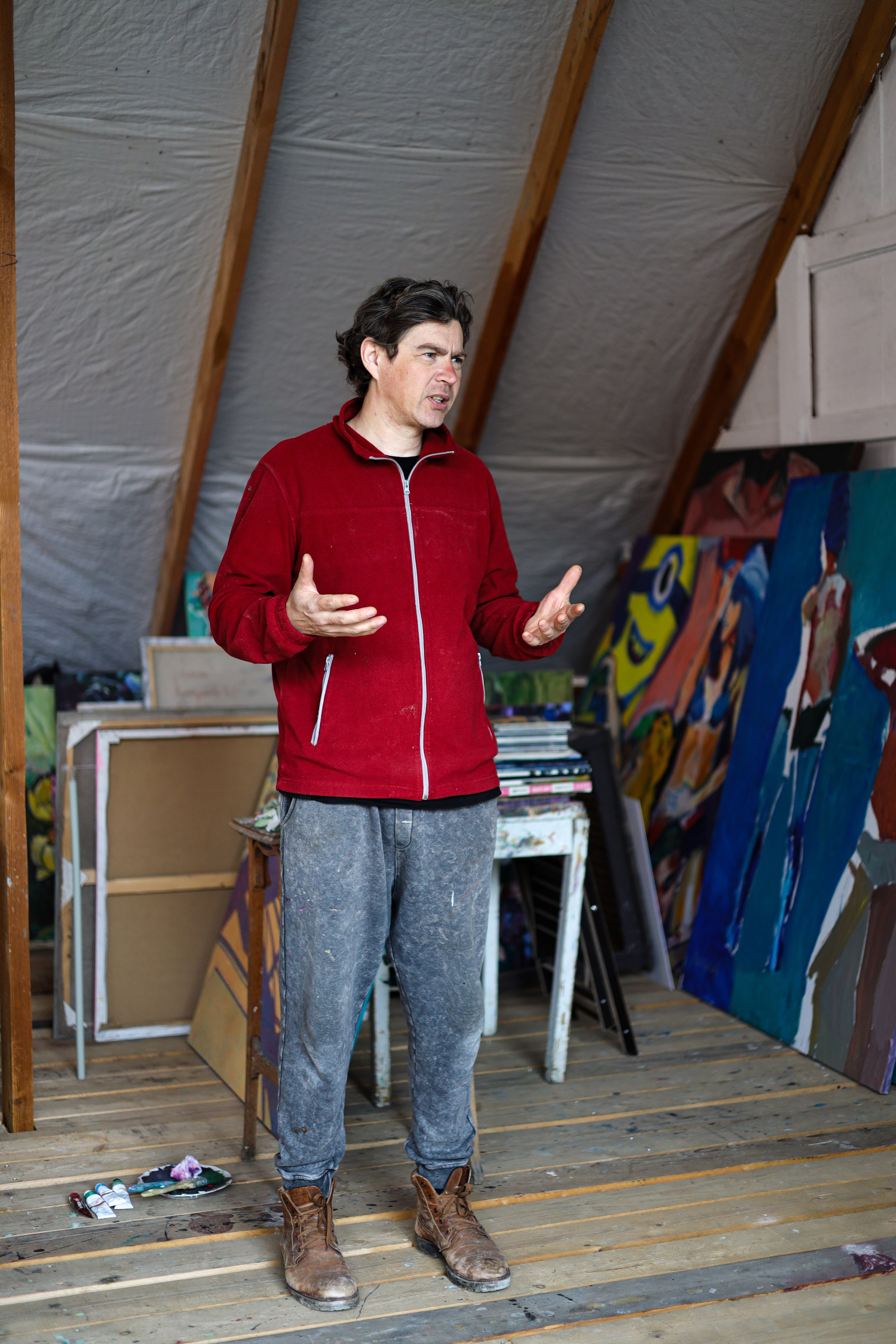 Художники Ренат Рамазанов и Александра Сырбу. Дженбаз Павел — фотограф в Ялте