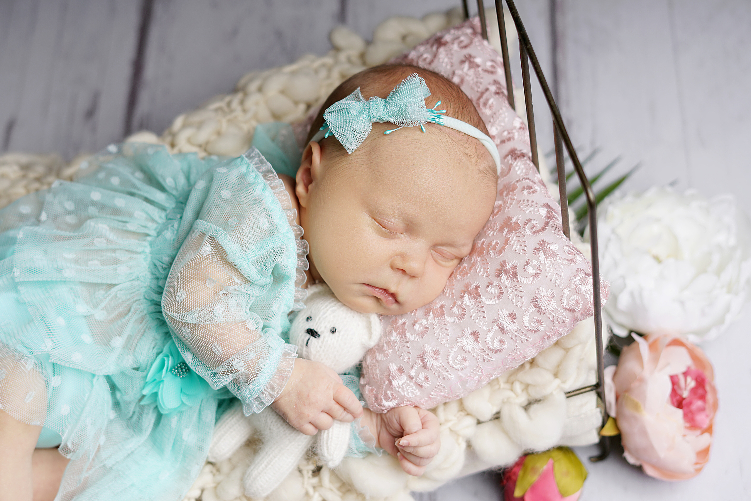 Фотосессия Алисы. Фотограф новорожденных Тюмень