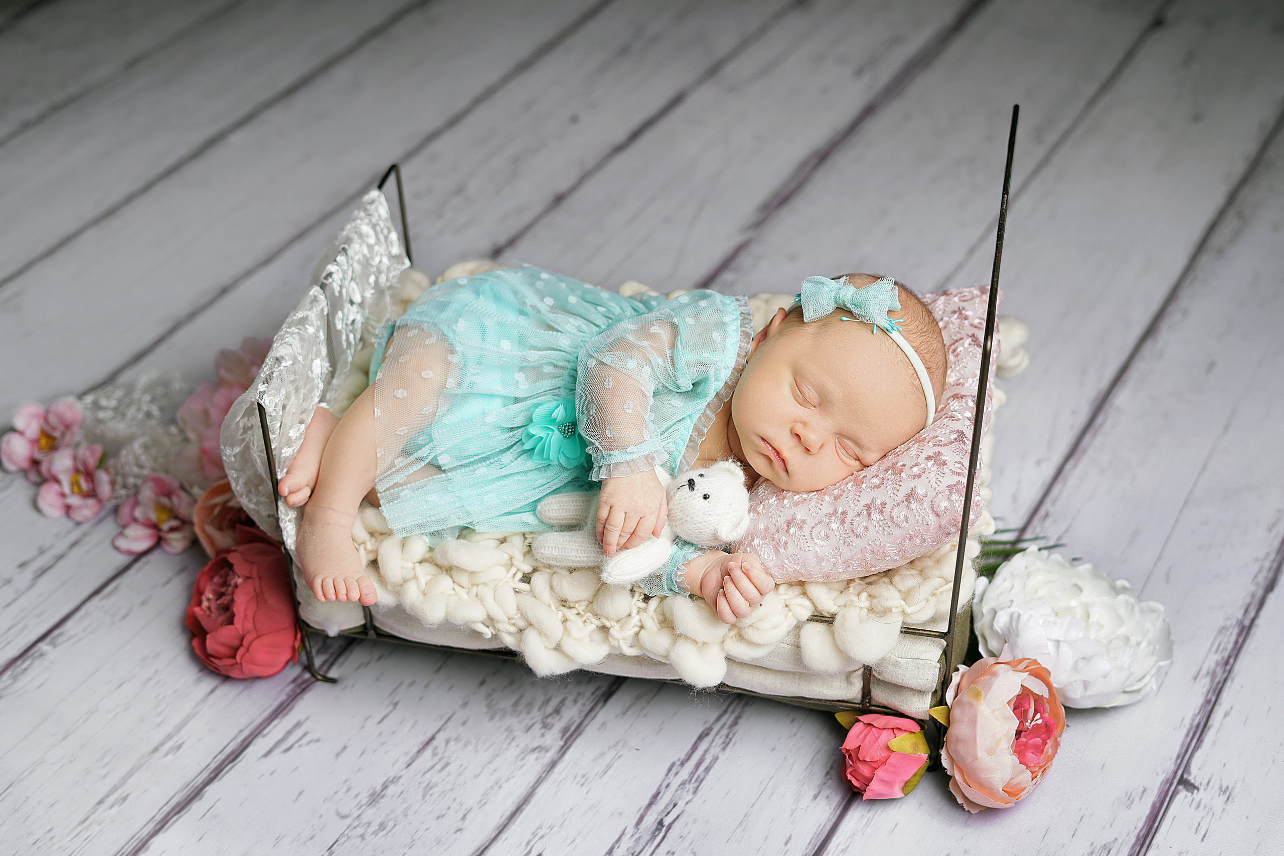 Фотосессия Алисы. Фотограф новорожденных Тюмень