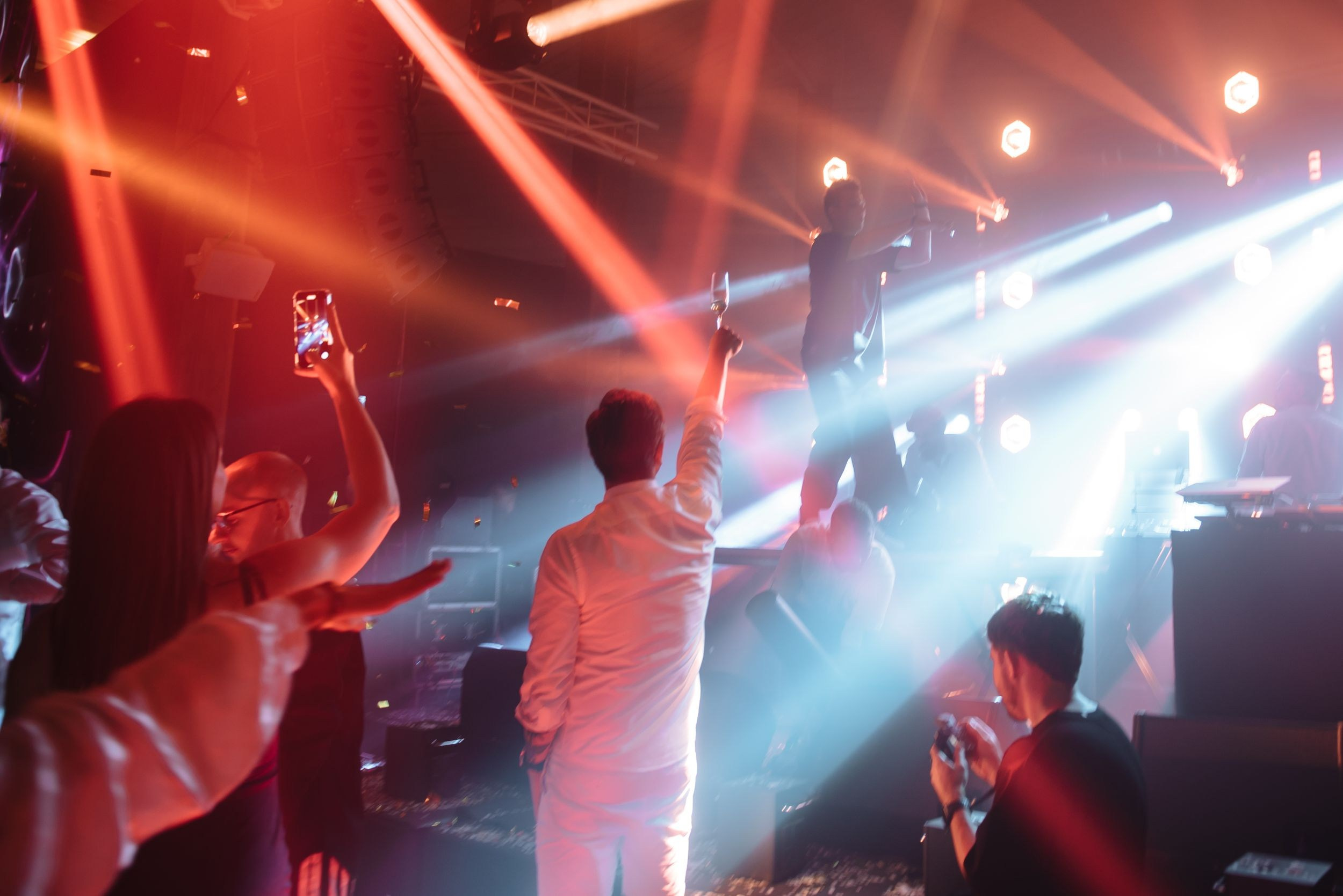 Организовать день рождения Ростов. Студия событий ДЕЙЗИ. Организация мероприятий. Свадебное агентство в Ростове-на-Дону. Свадебный организатор. Организация свадьбы под ключ