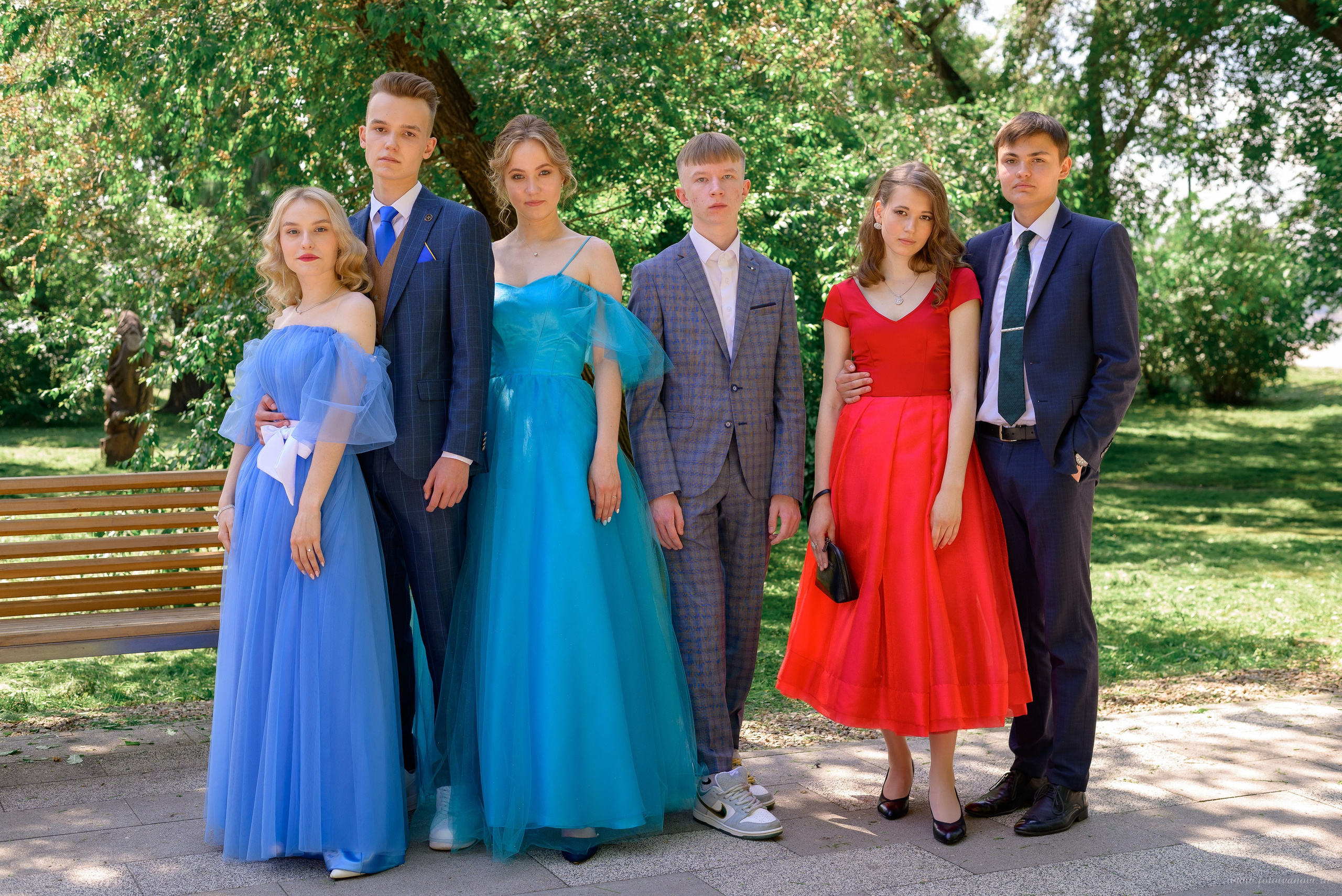 Выпускной 9-11классы. Выпускные книги Анапа Новороссийск Краснодар