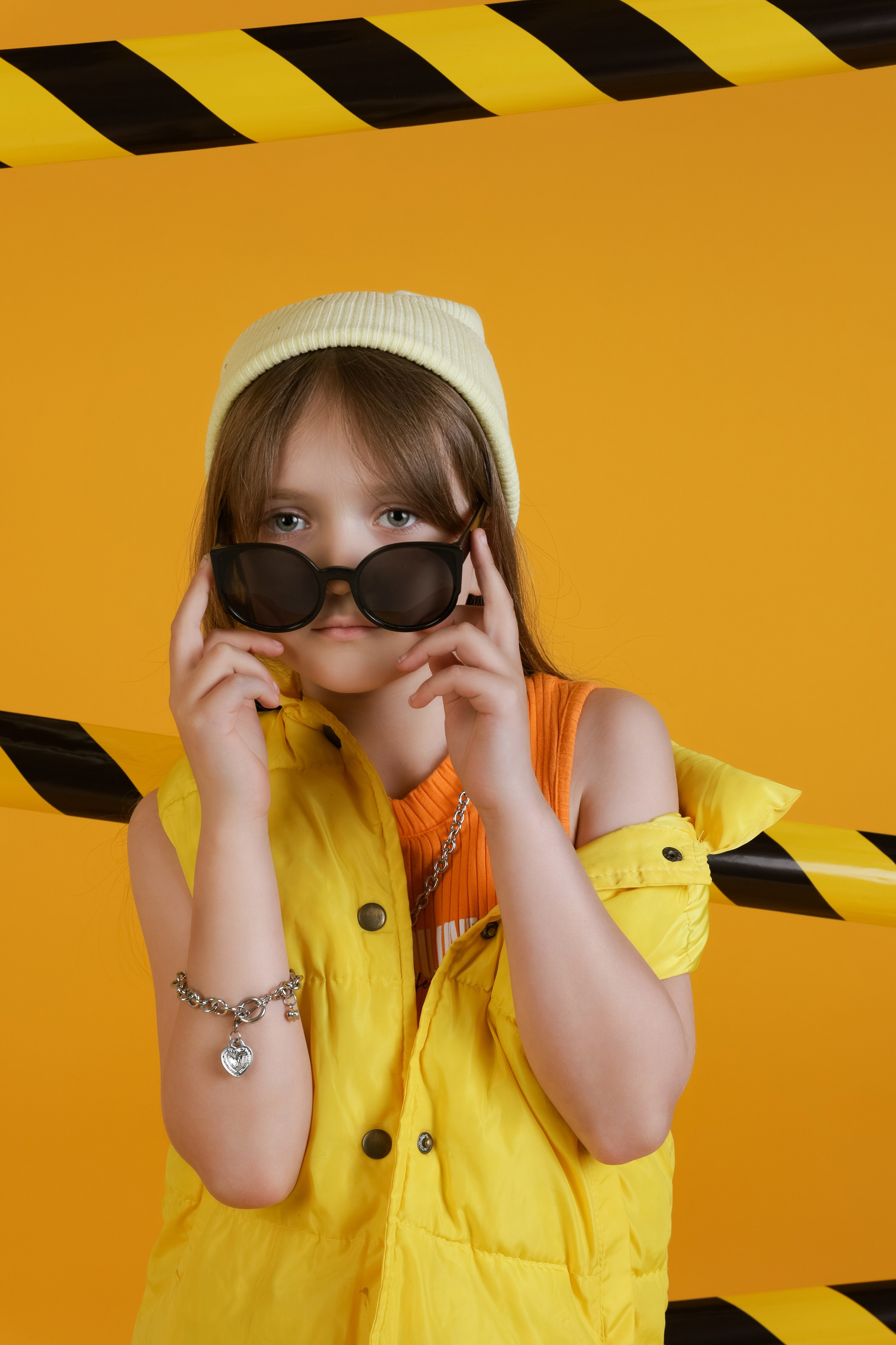 Проект на желтом фоне. АНАСТАСИЯ КУЗНЕЦОВА | ФОТОГРАФ ЧЕБОКСАРЫ