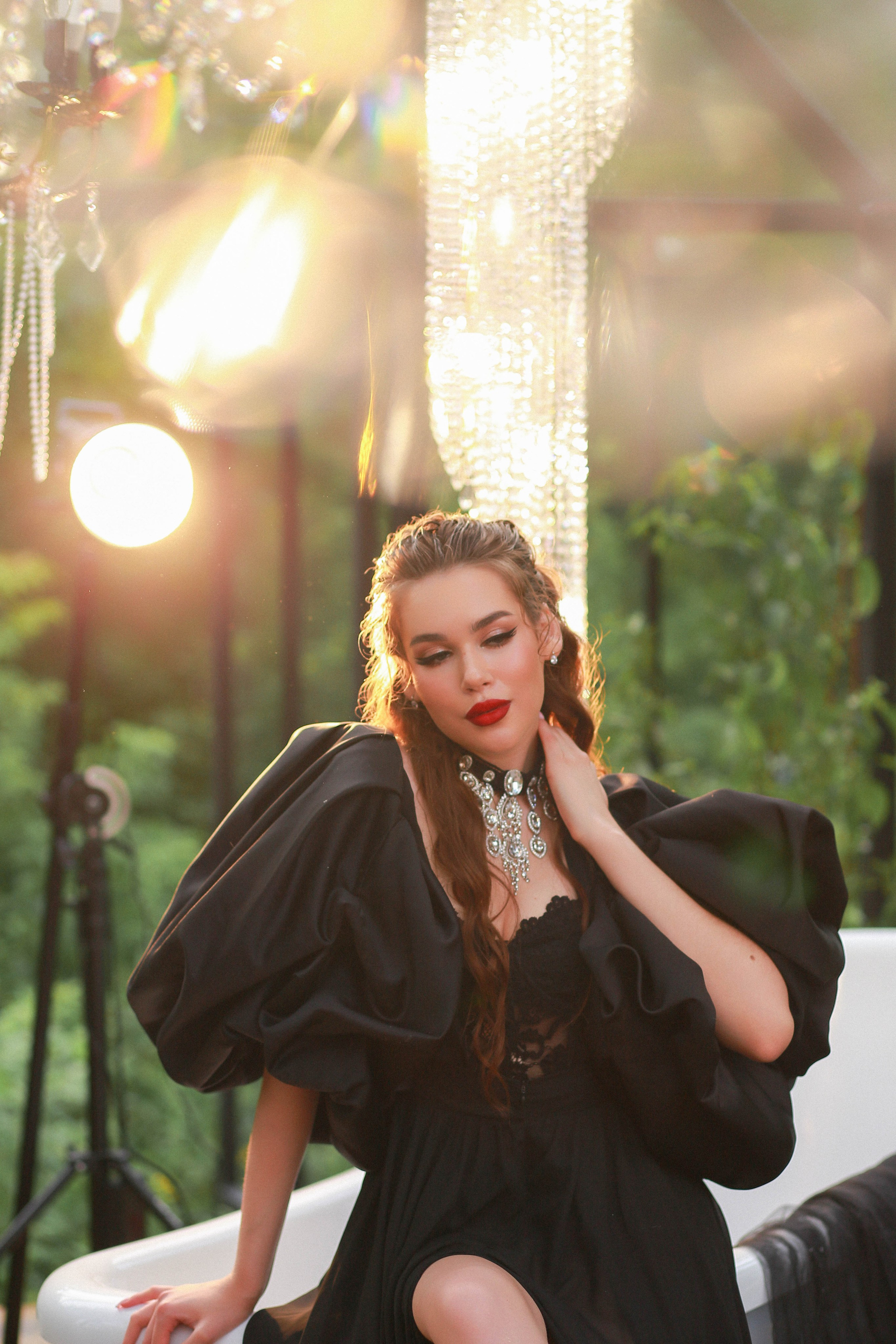 Фотосессия на веранде с большими люстрами. Иванова Ирина Свадебный и семейный фотограф г. Уфа