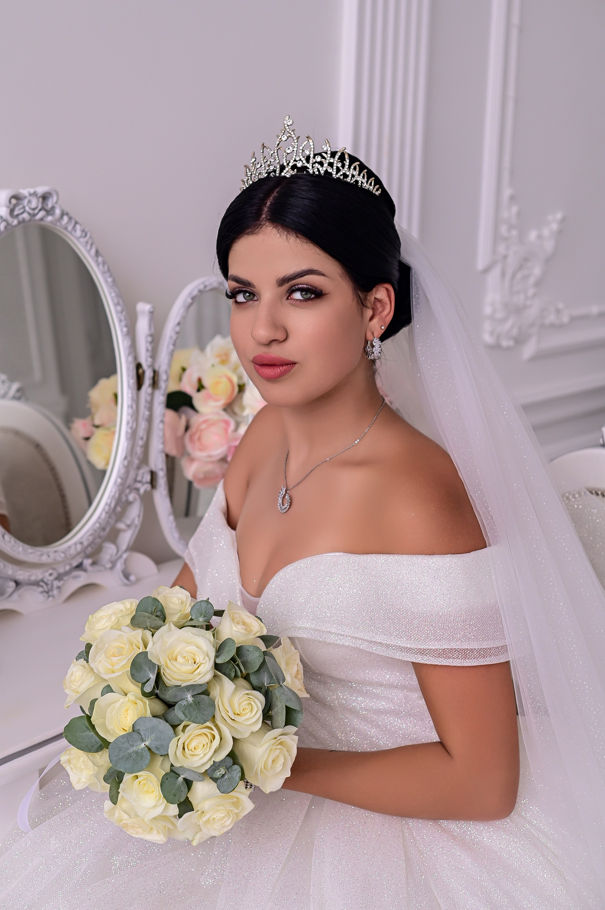 Съемка в студии, гостинице. Семейный и свадебный фотограф в Донецке Донская Анастасия