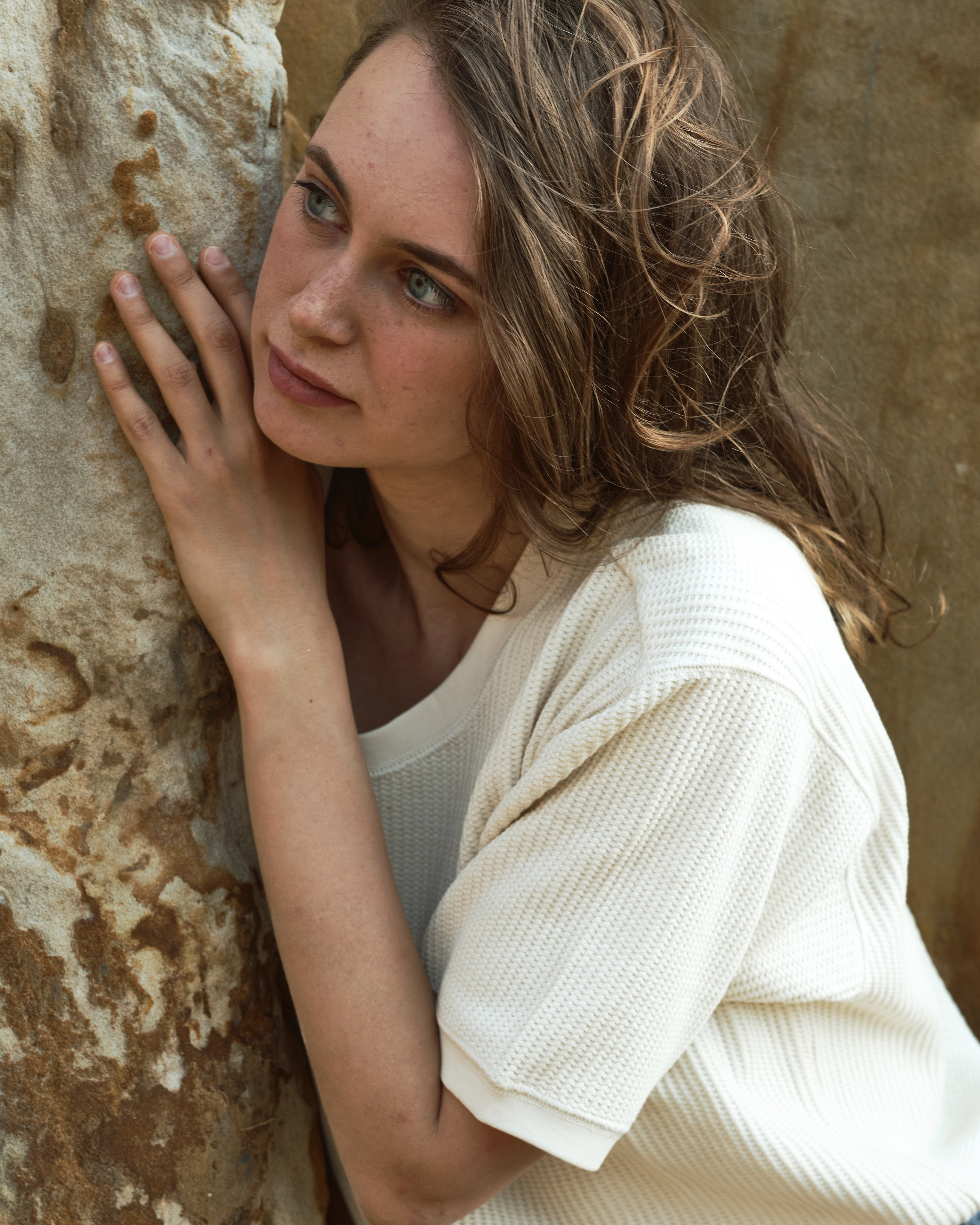 Светлана в пустыне (на пляже). Фотограф Максим Ерёмин