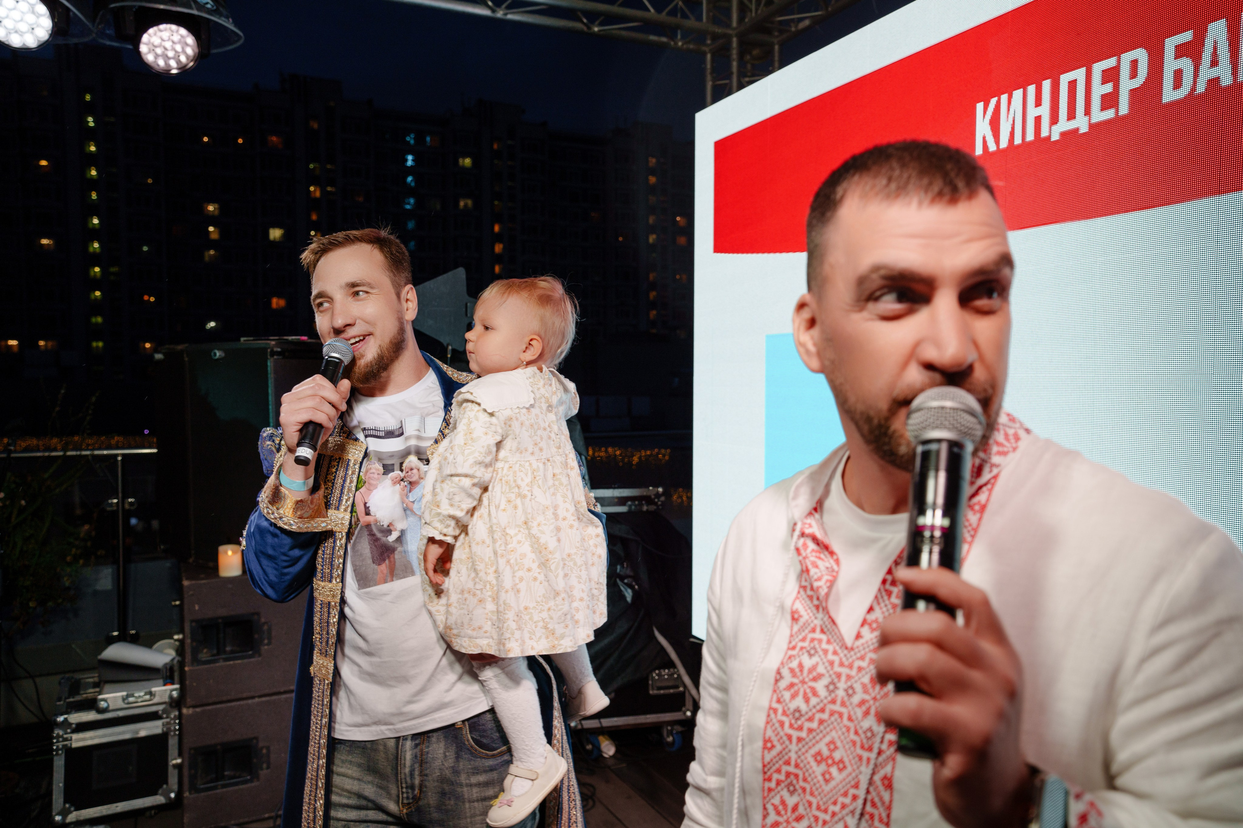 Репортажный фотограф на гендер пати в славянском стиле в Москве. Репортажный фотограф Москва Сергей Дружинин