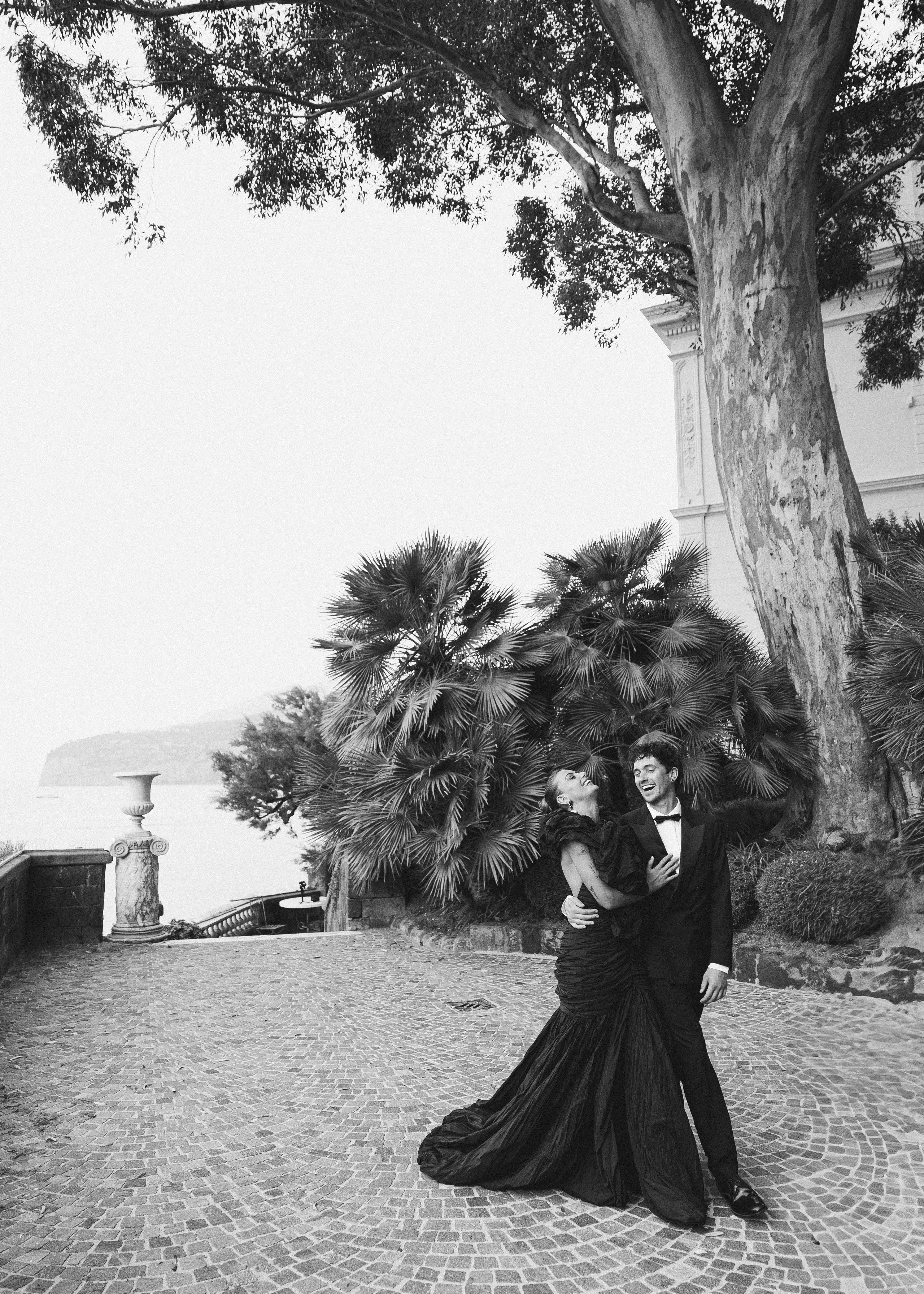 Sorrento, Villa Aster. Galina and Nikita Bykovets, a wedding photographer and videographer duo in Germany