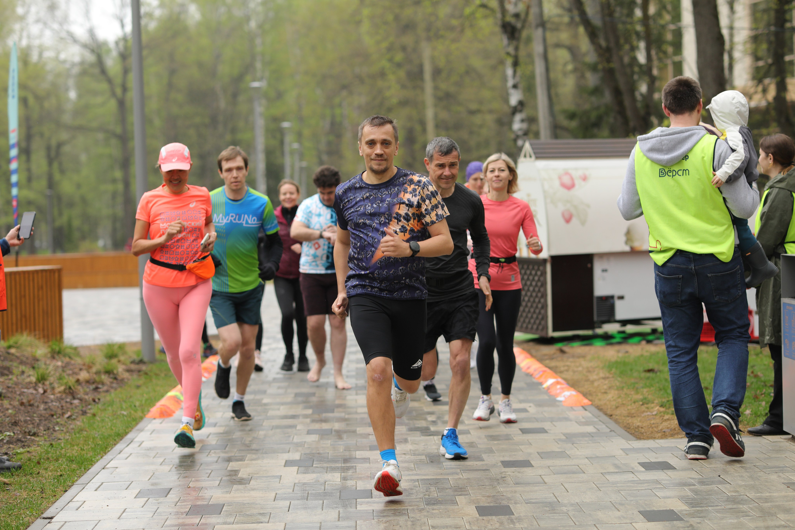 100 забег 5 вёрст Химки. Фотограф Сергей Ловкий