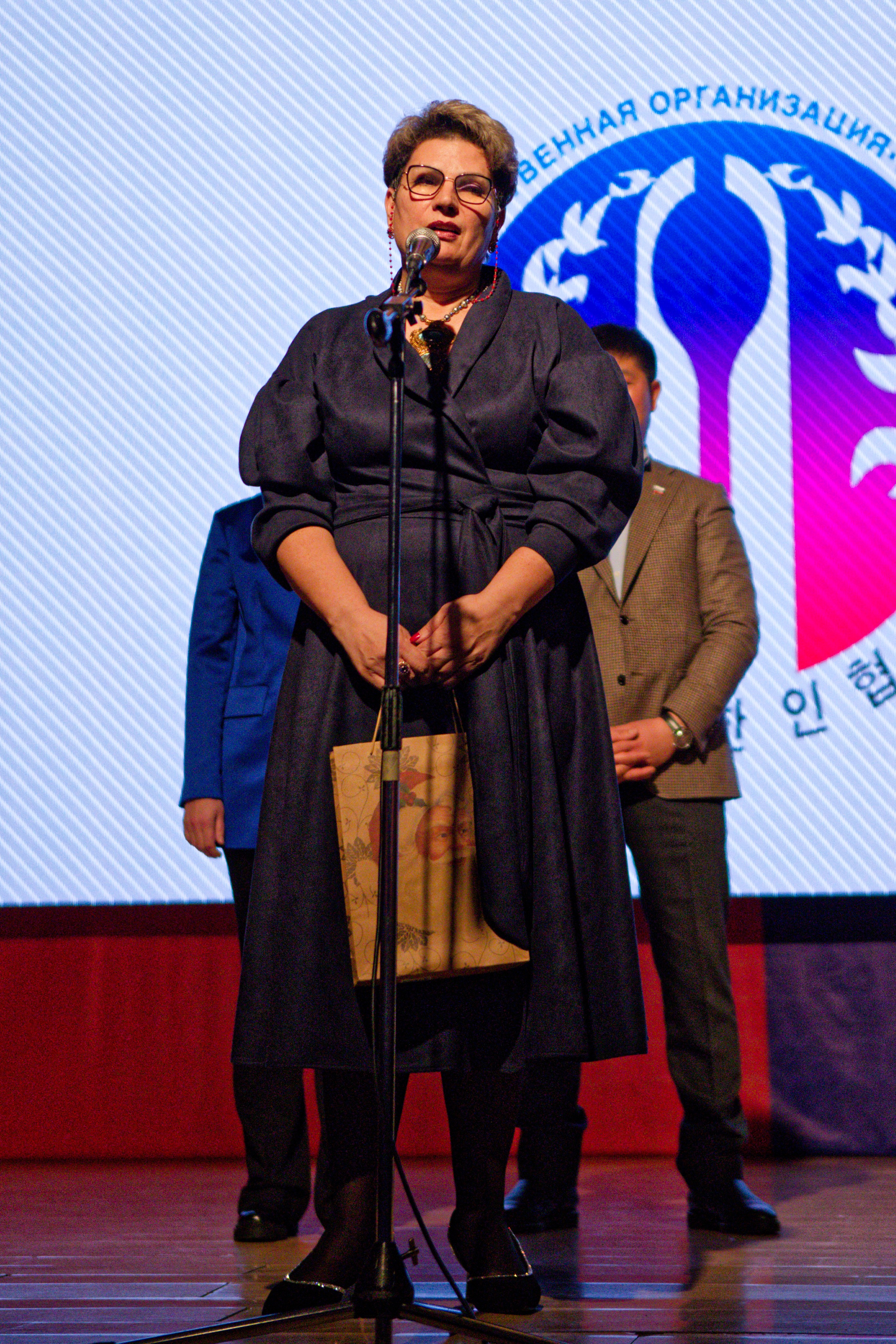 Новый Год по лунному календарю. Кутузов Евгений Фотограф в Южно-Сахалинске