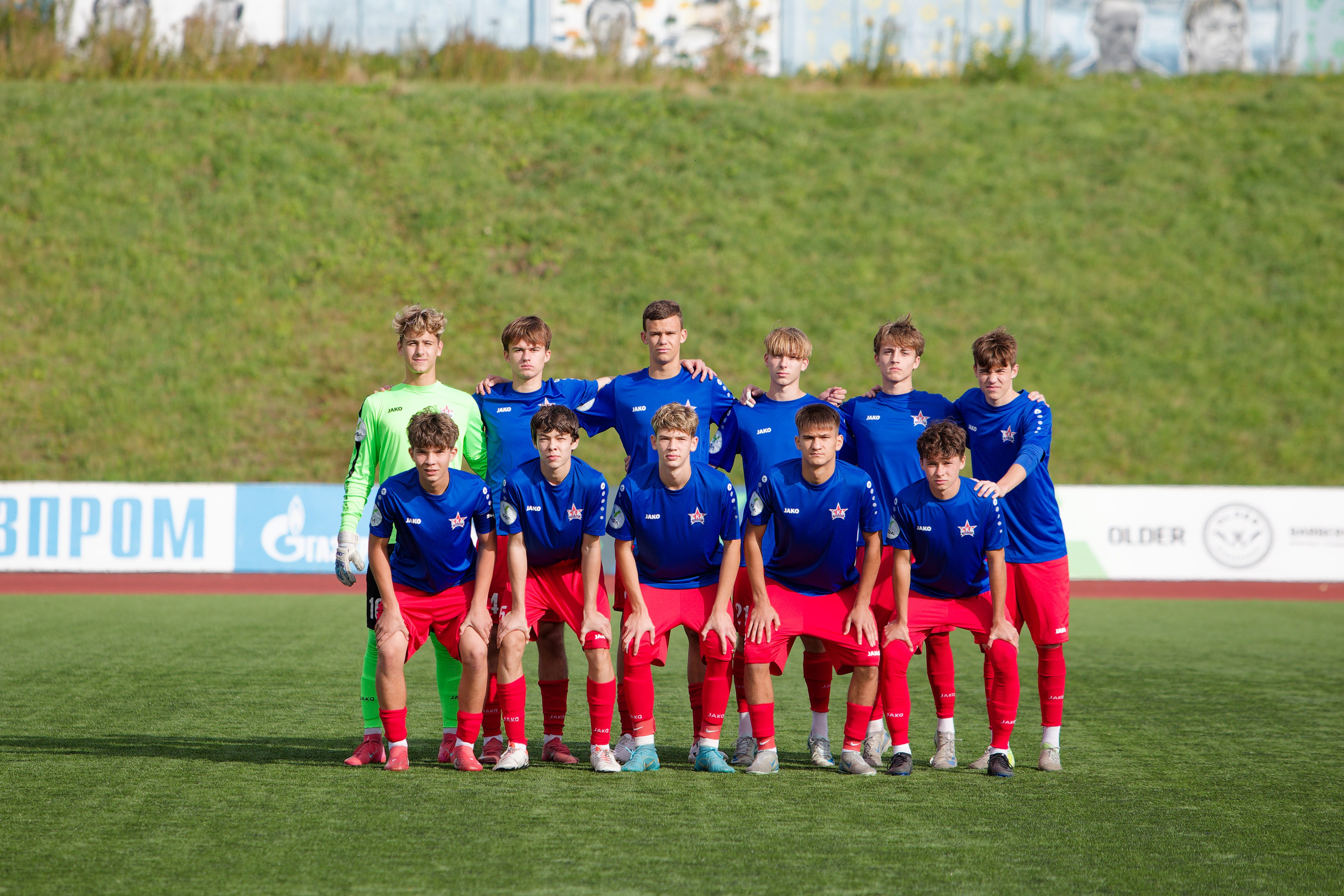 Матч ЮФЛ Сахалин-Хабаровск (U-18). Кутузов Евгений Фотограф в Южно-Сахалинске