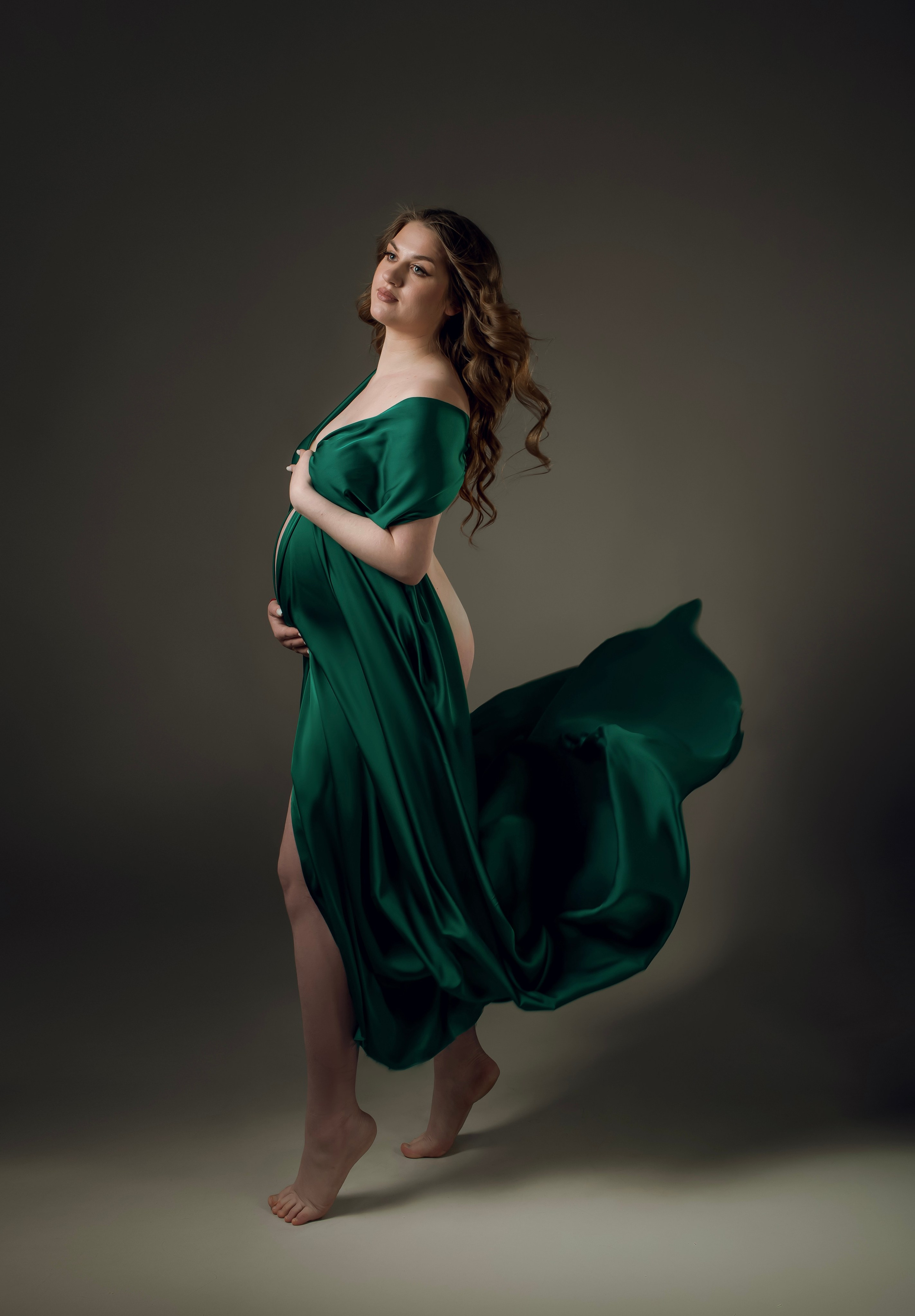 ПРЕКРАСНАЯ БЕРЕМЕННОСТЬ. Фотограф Юлия Антушева