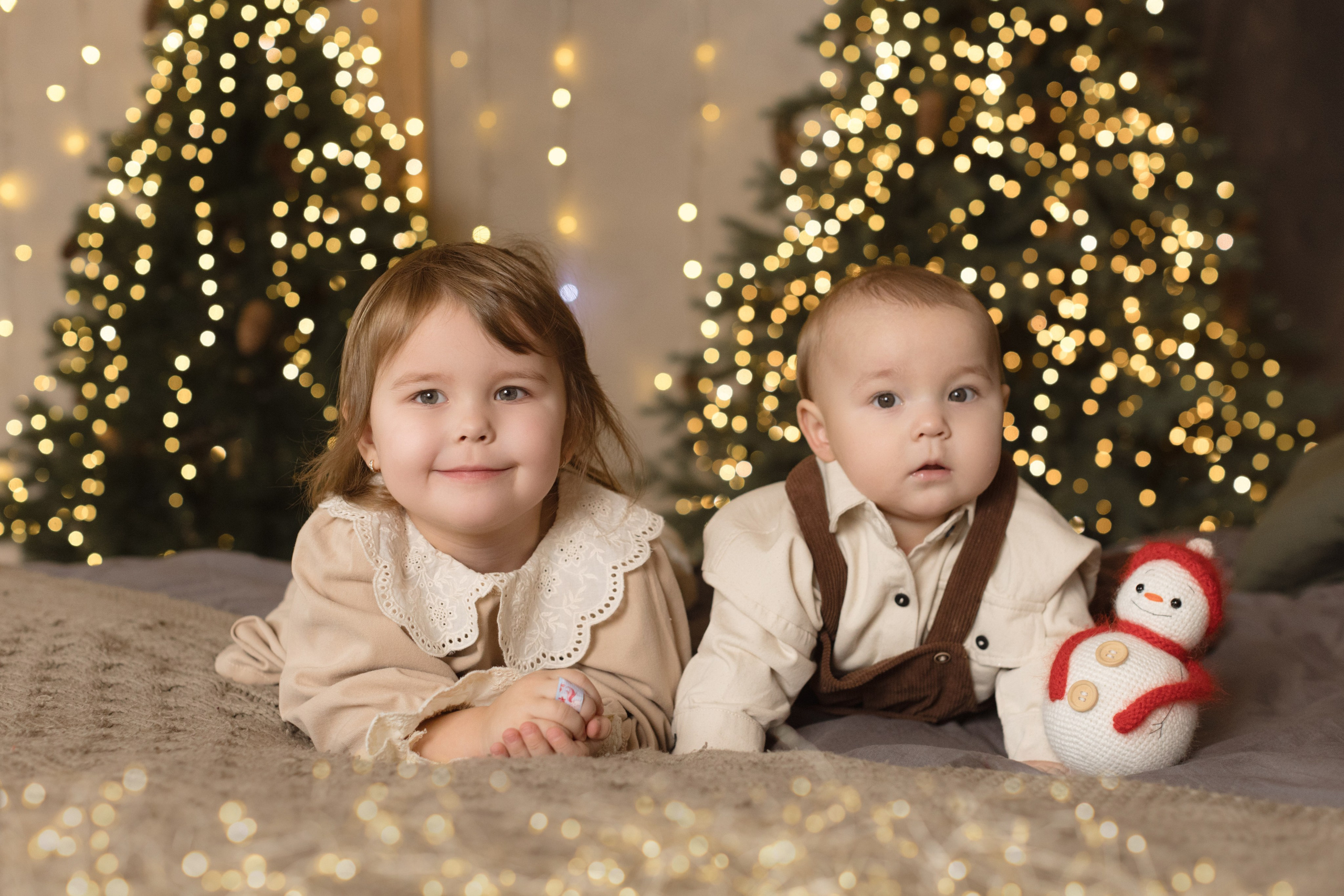 Новогодняя съемка в Мун (зал Семейный). Фотограф беременности и новорожденных в Красноярске Вета Ланская