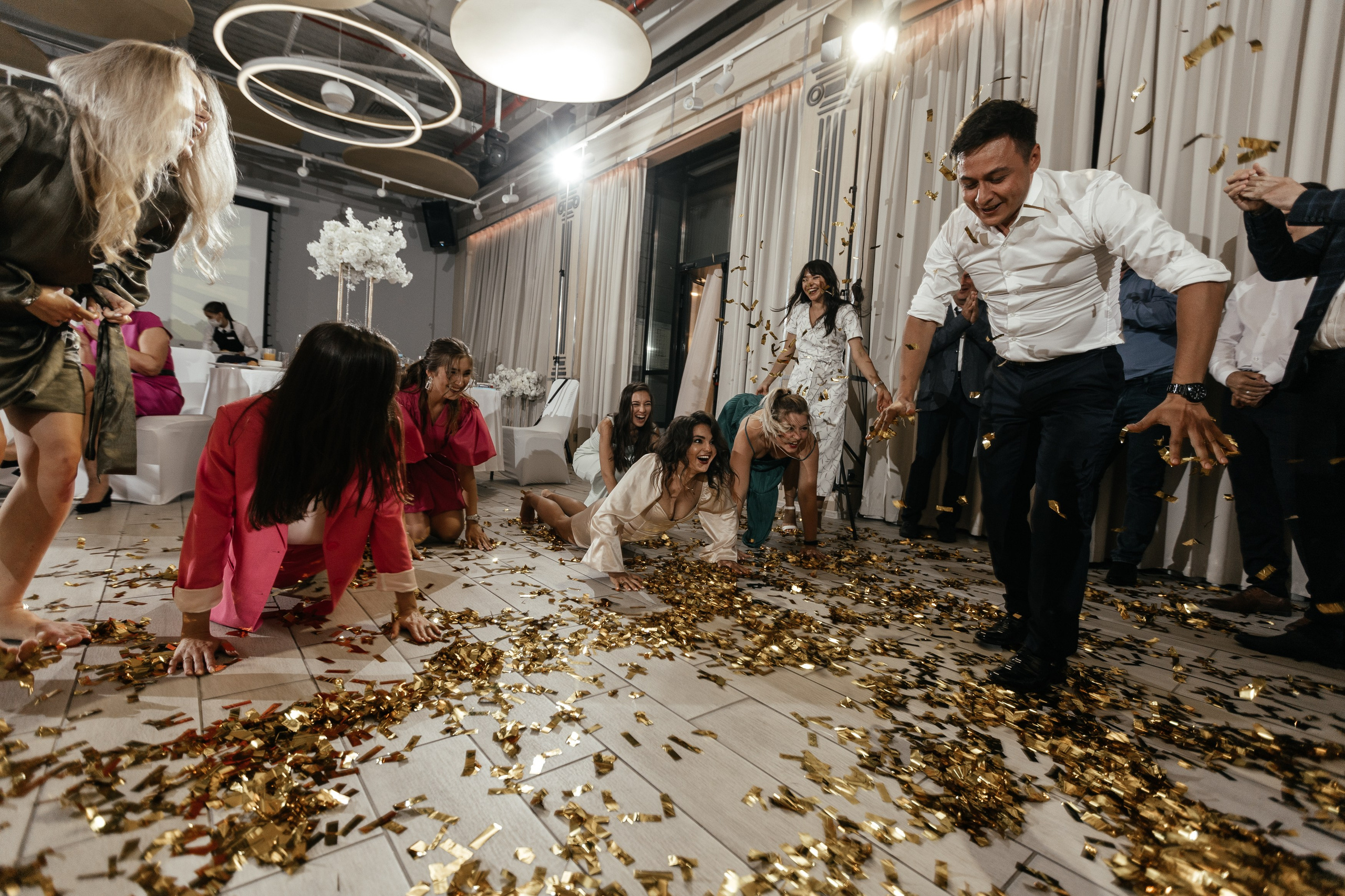 Свадебный фотограф Уфа — Руслан ГабдлисламовЖивые эмоции, красивые кадры, воспоминания на всю жизнь.Работаю по всей Республике Башкортоста. Свадебный фотограф Уфа Руслан Габдлисламов