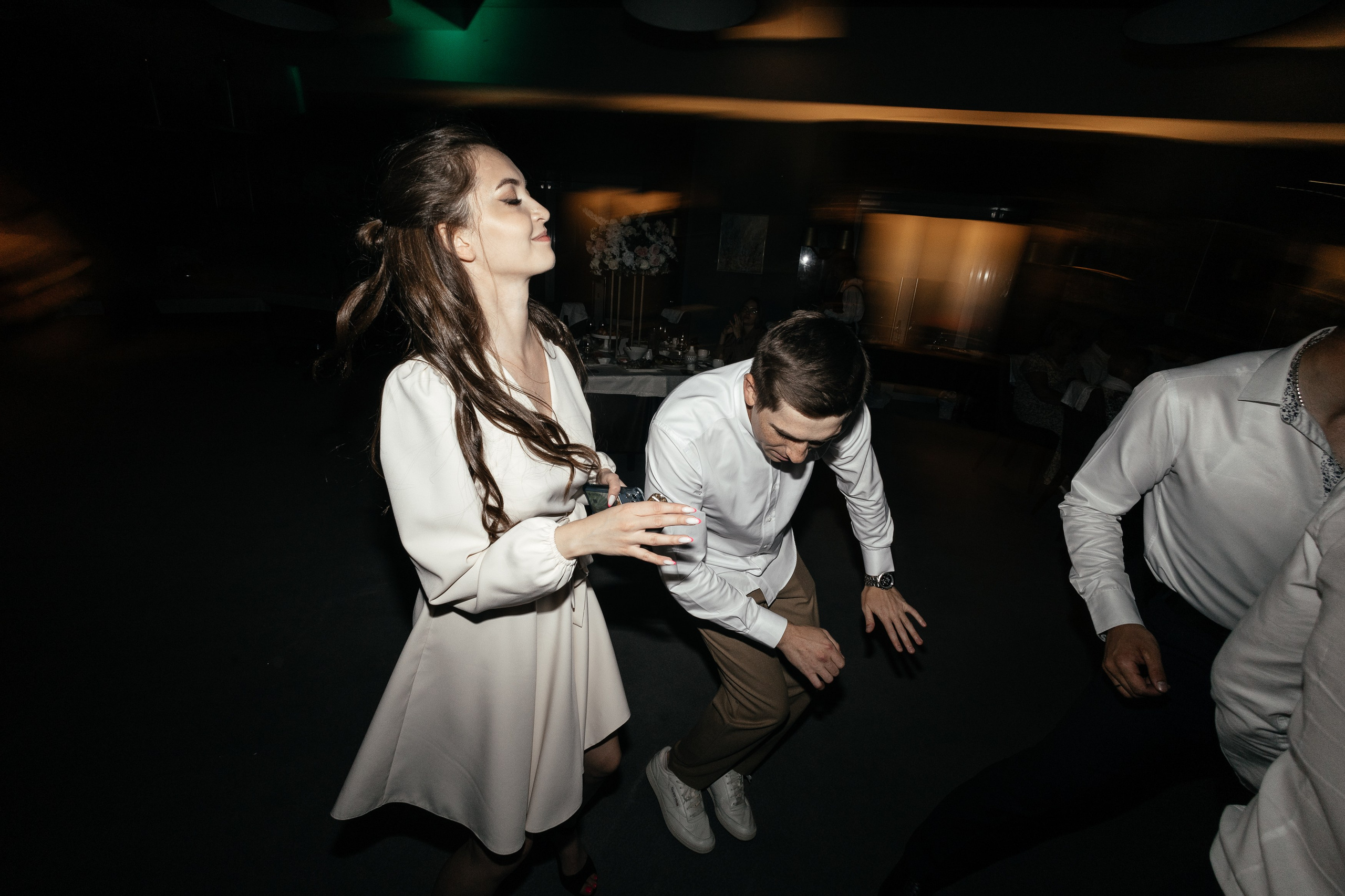 Свадебный фотограф Уфа — Руслан ГабдлисламовЖивые эмоции, красивые кадры, воспоминания на всю жизнь.Работаю по всей Республике Башкортоста. Свадебный фотограф Уфа Руслан Габдлисламов