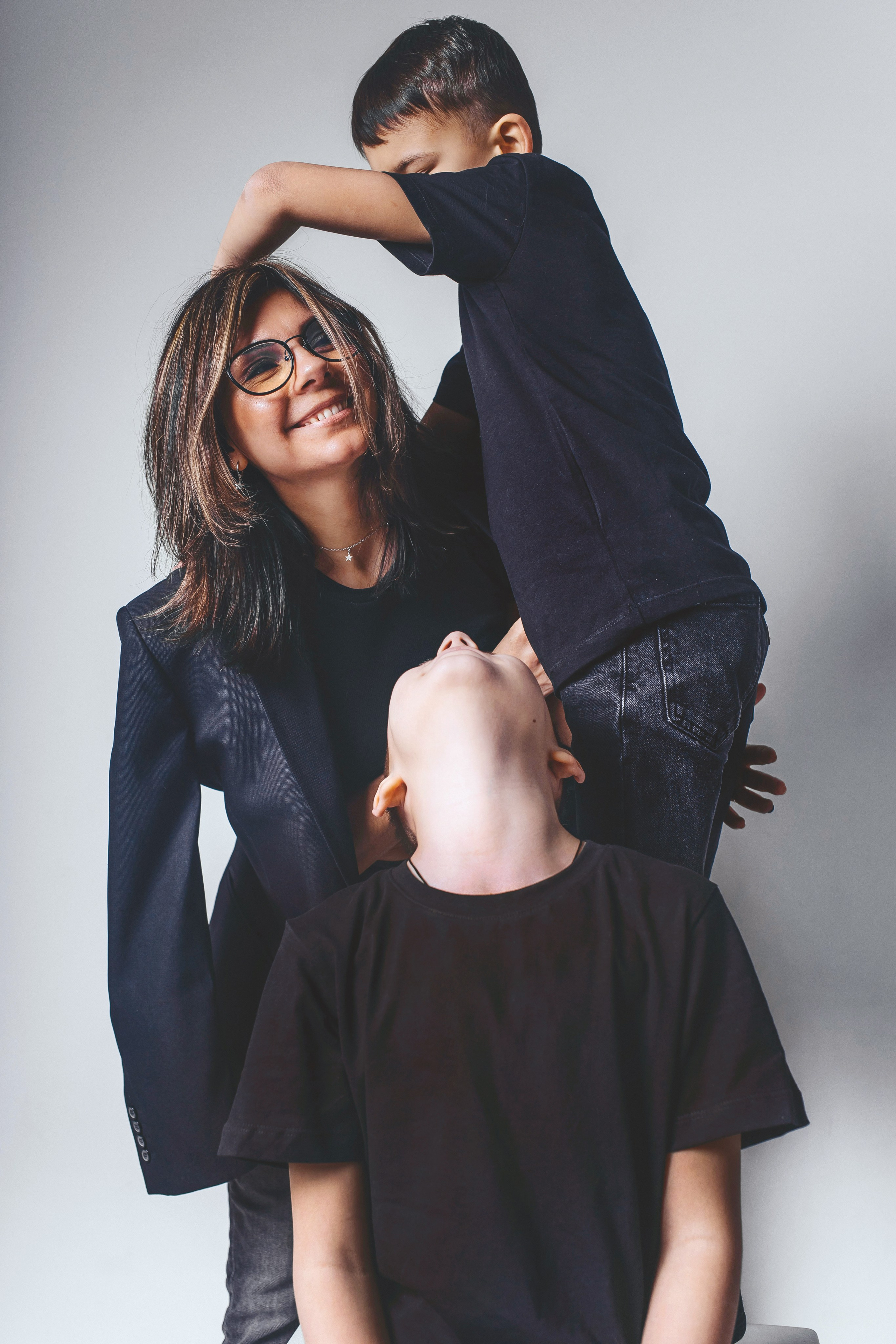 Лейла и сыновья 2023. Фотограф Наталья Шпиллер Санкт-Петербург